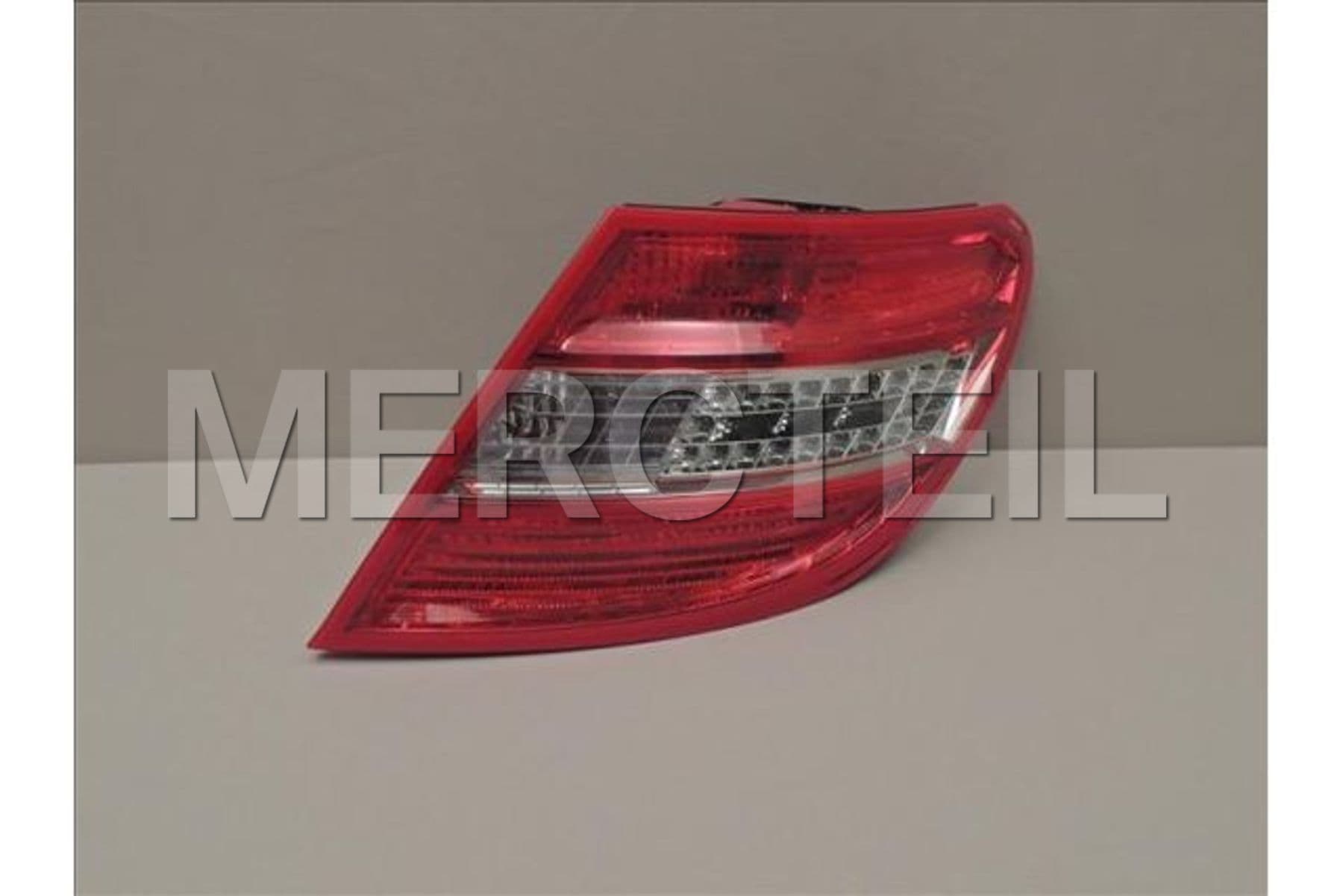 A2049068802 MERCEDES-BENZ REAR LAMP COMBINATION