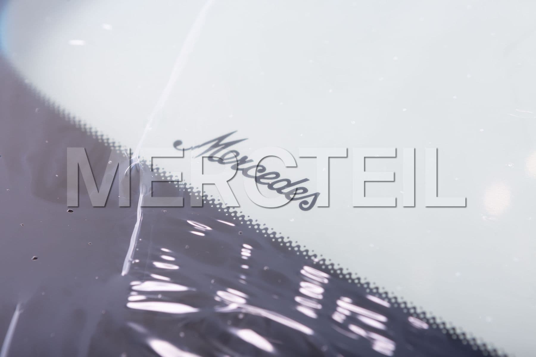 A2056705301 MERCEDES-BENZ WINDSHIELD