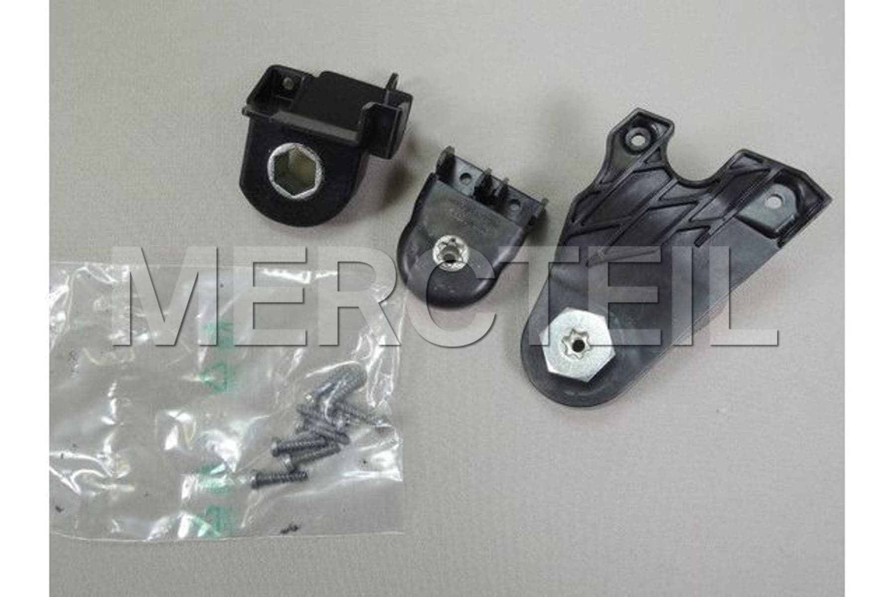 A2058200514 MERCEDES-BENZ RS BRACKET