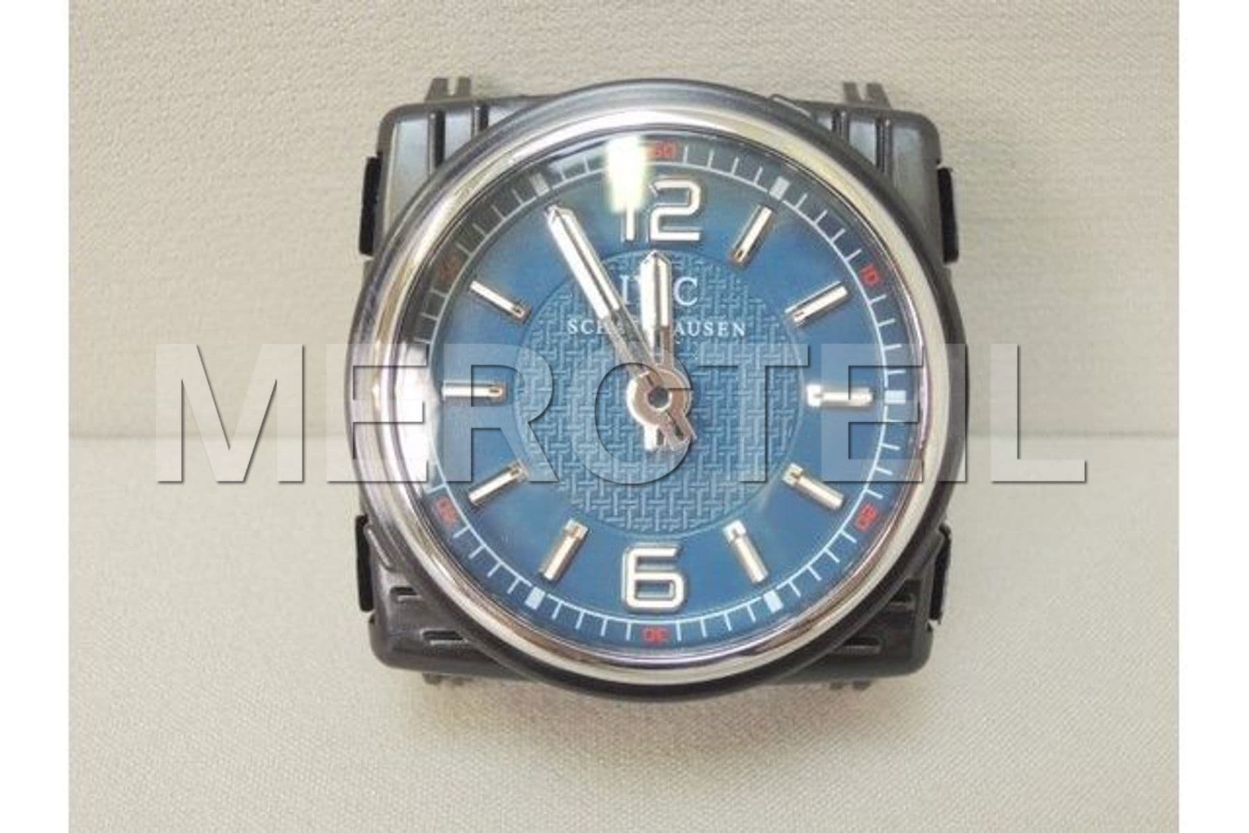 A2058272201 MERCEDES-BENZ ANALOG CLOCK