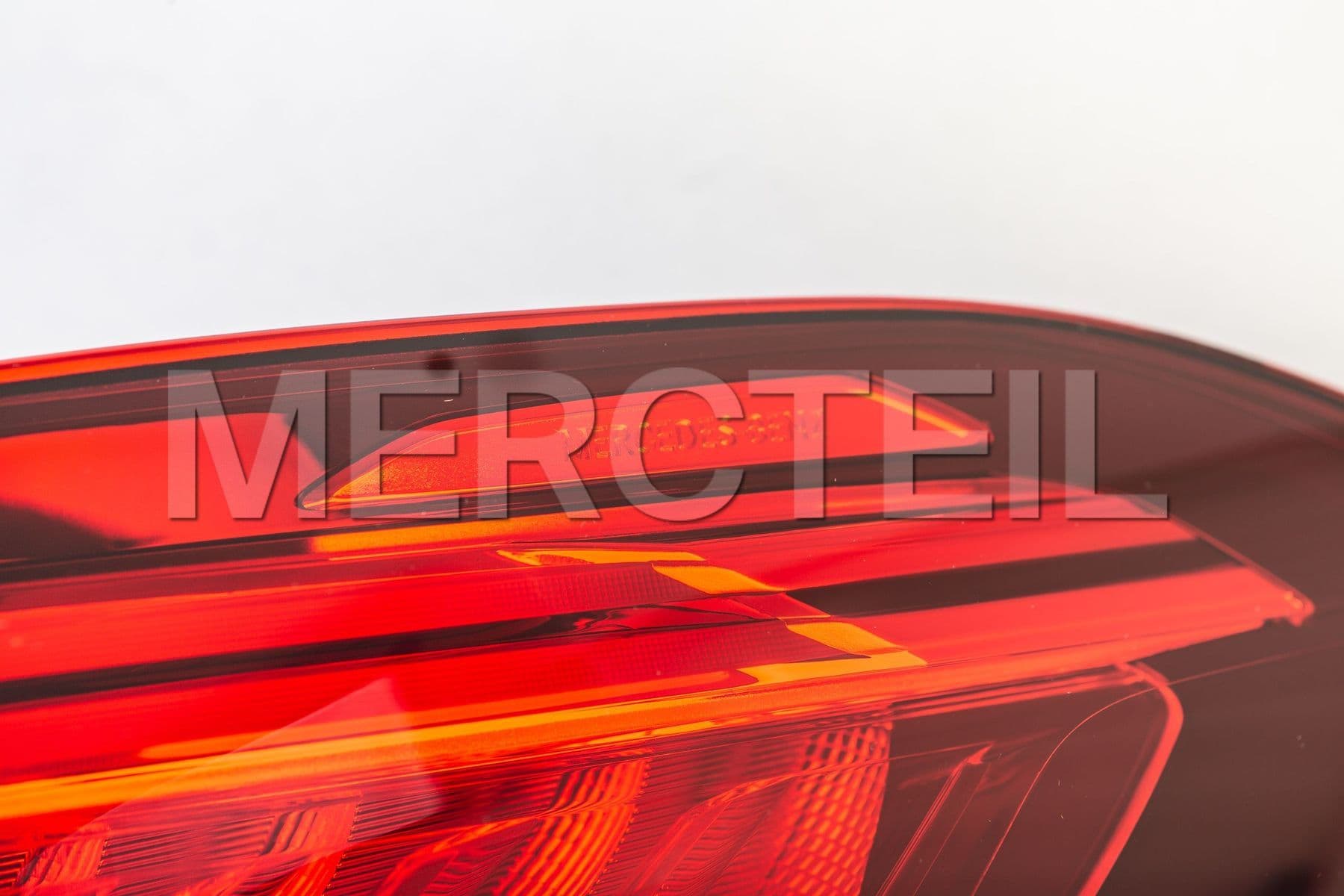 A2059064603 MERCEDES-BENZ REAR LAMP COMBINATION