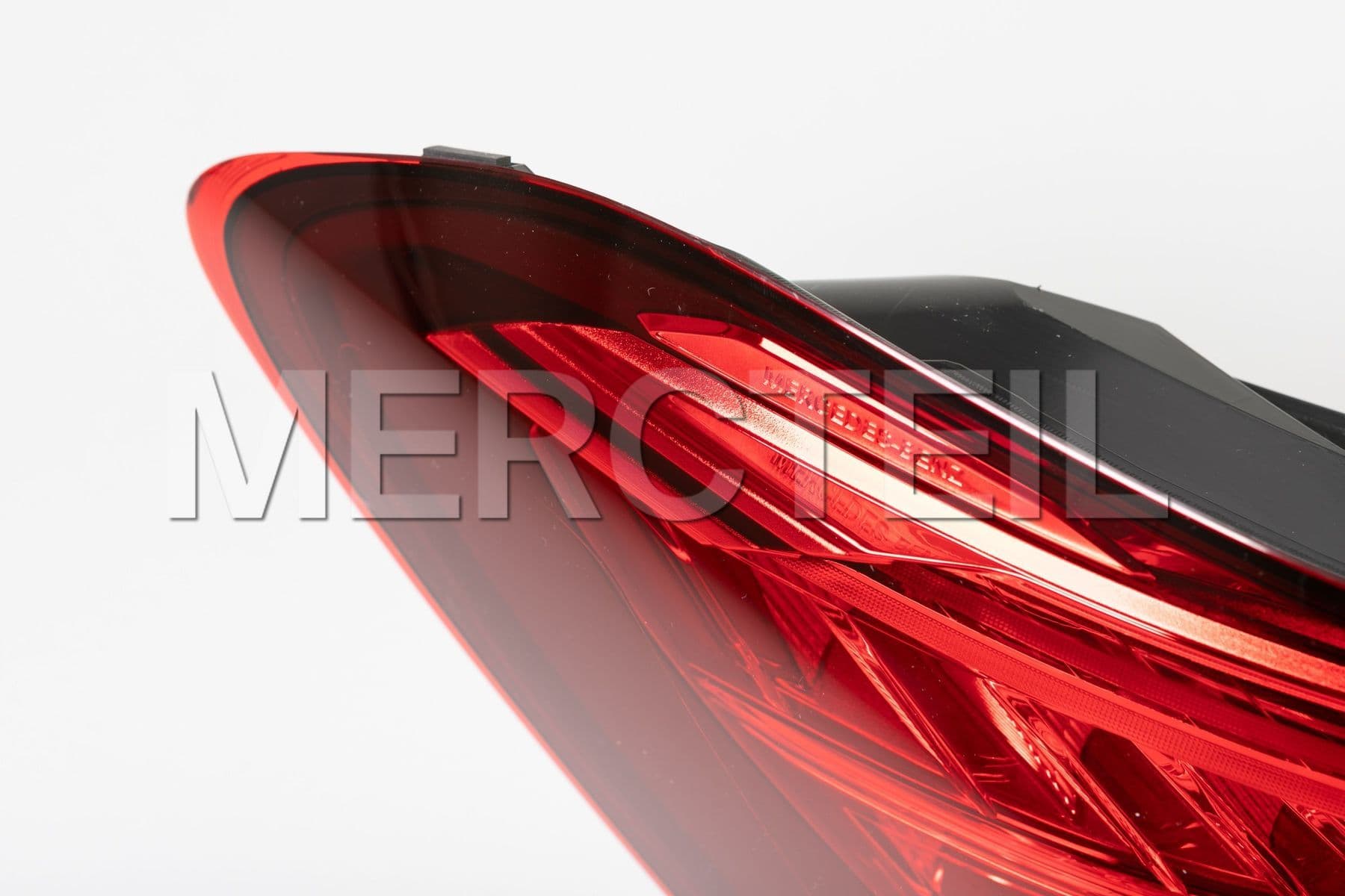 A2059064703 MERCEDES-BENZ REAR LAMP COMBINATION