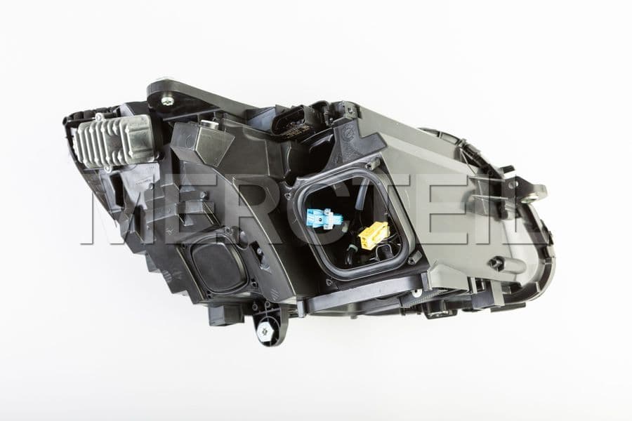 a-2059067902-mercedes-benz- 