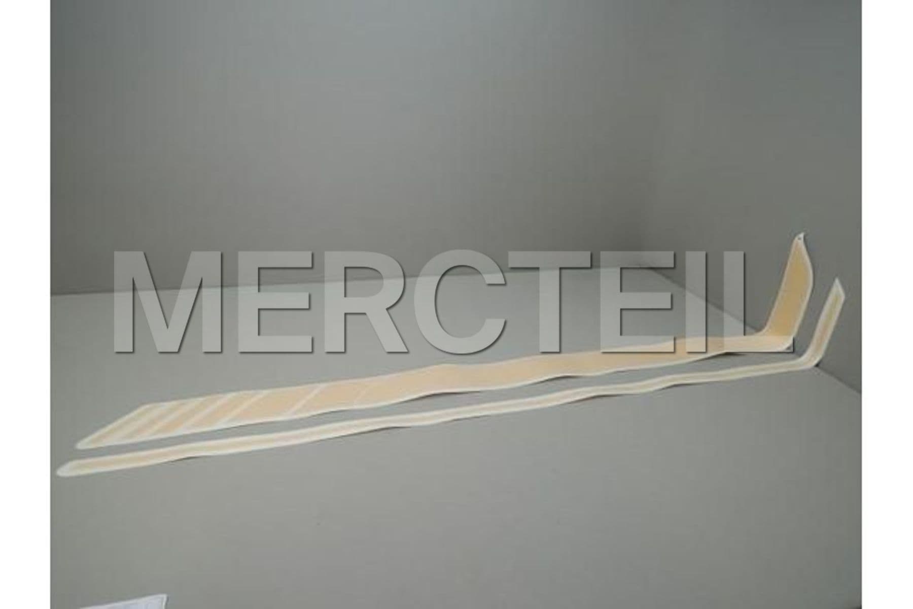 A2059870700 MERCEDES-BENZ TRIM STRIP