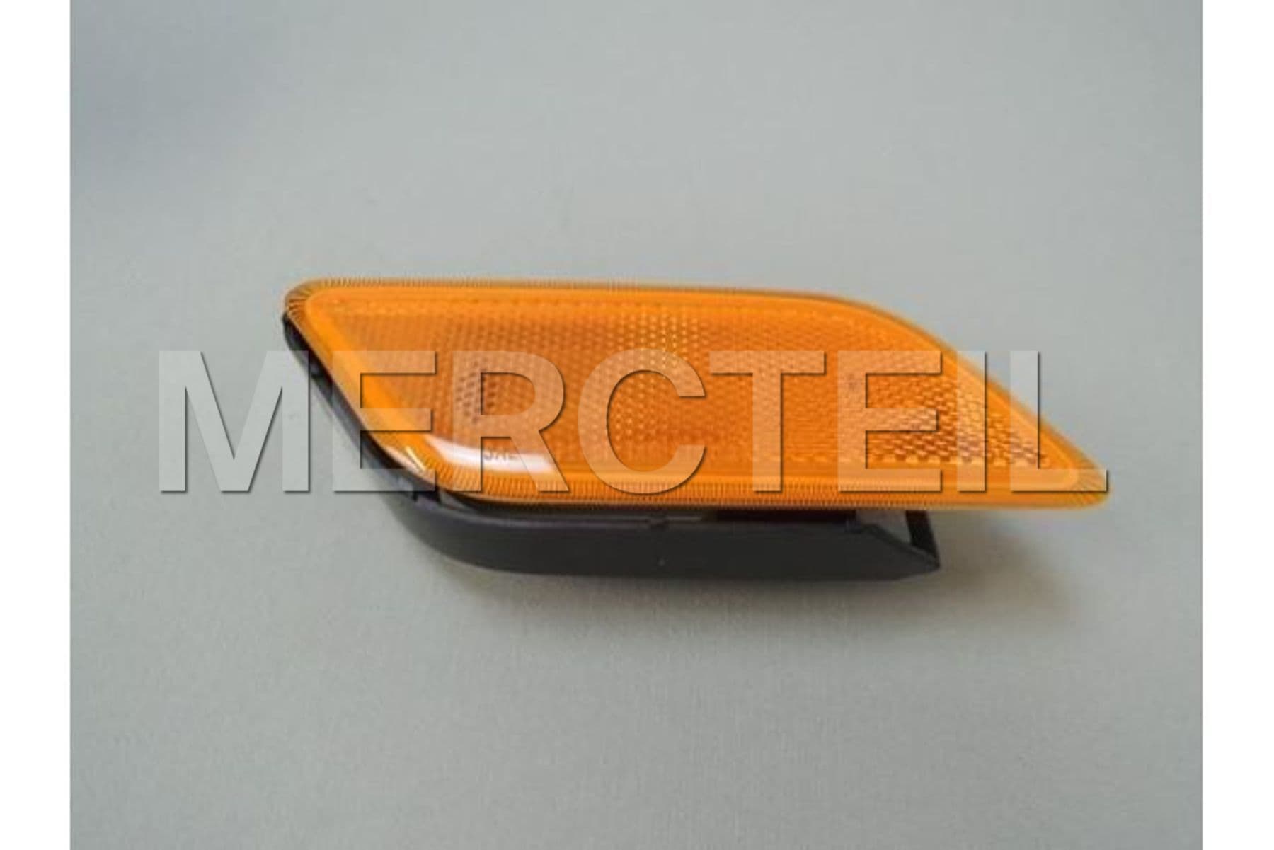 A2078200421 MERCEDES-BENZ TURN SIGNAL LAMP