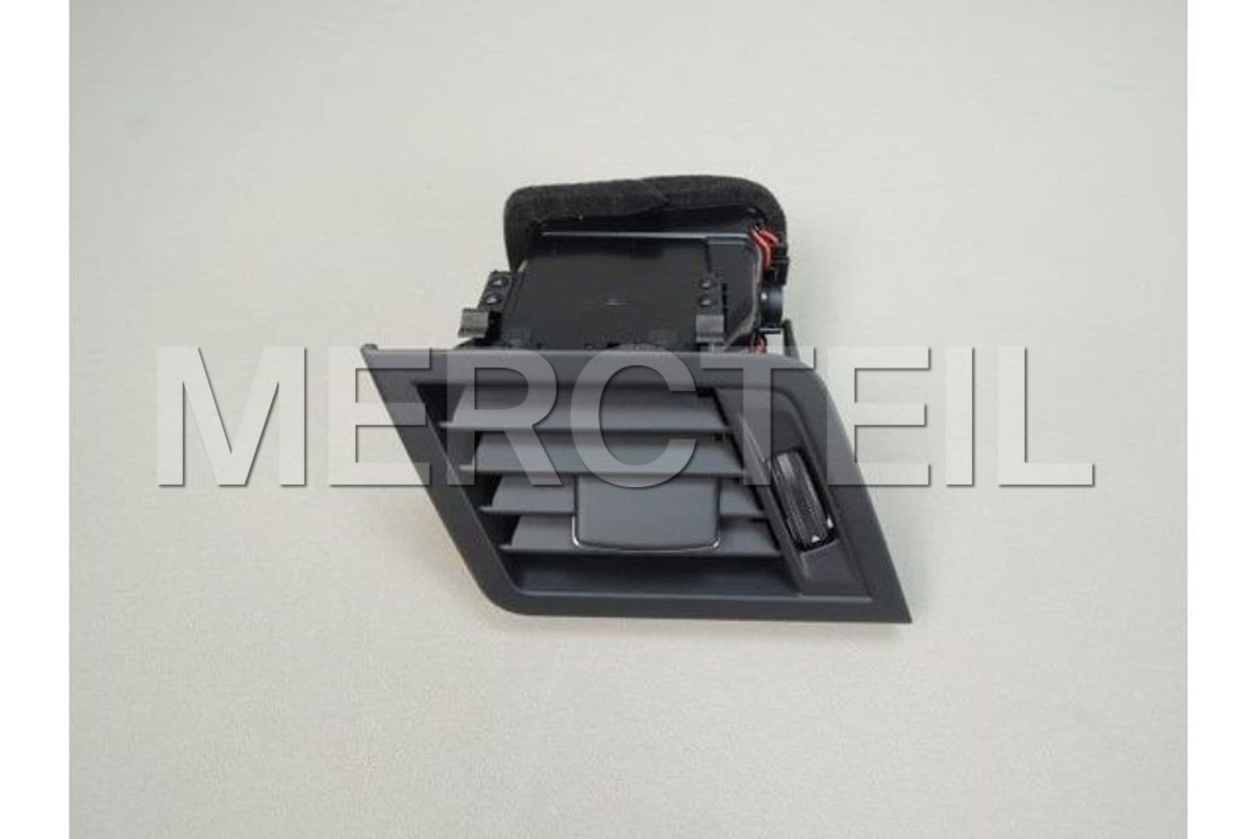 Buy the spare part Mercedes-Benz A20783009549116 air nozzle