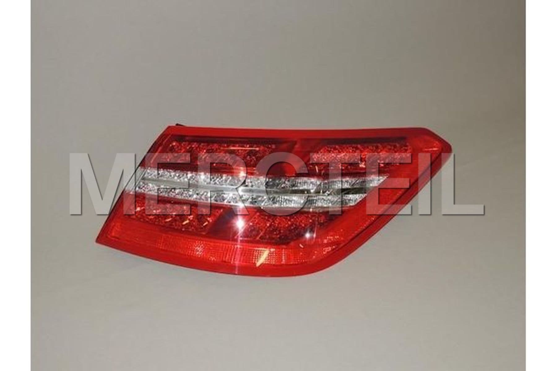 A2079060258 MERCEDES-BENZ REAR LAMP