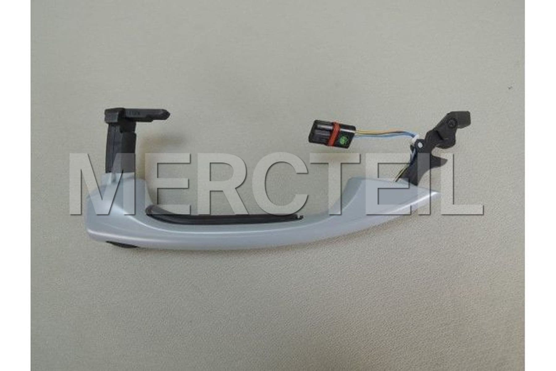 A21176011709999 MERCEDES-BENZ DOOR HANDLE