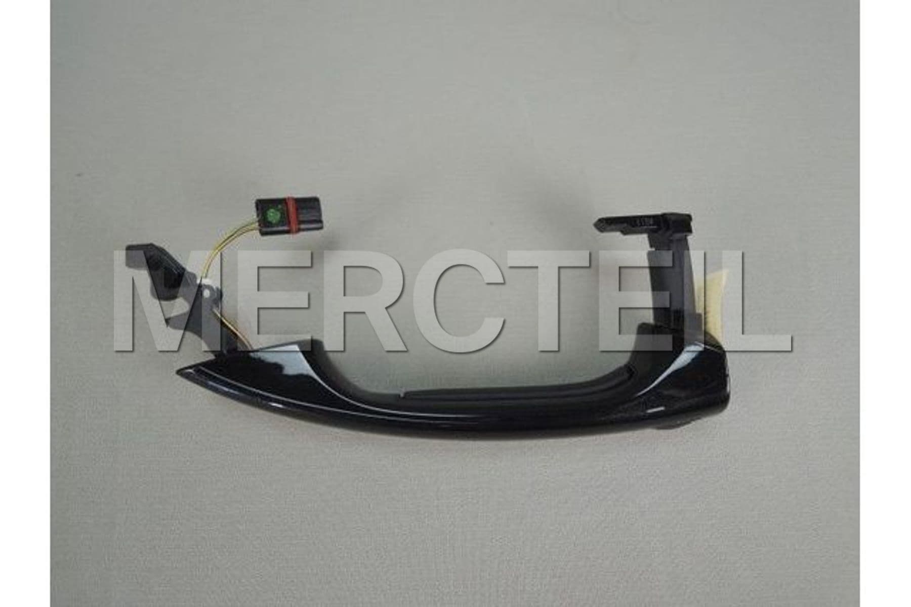Buy the spare part Mercedes-Benz A21176012709999 door handle 