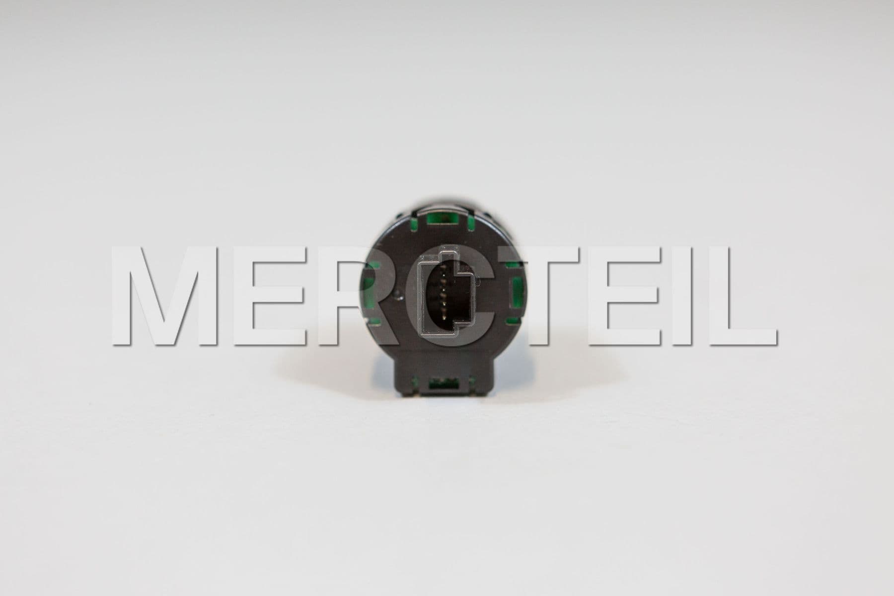 A2118300272 MERCEDES-BENZ TEMPERATURE SENSOR