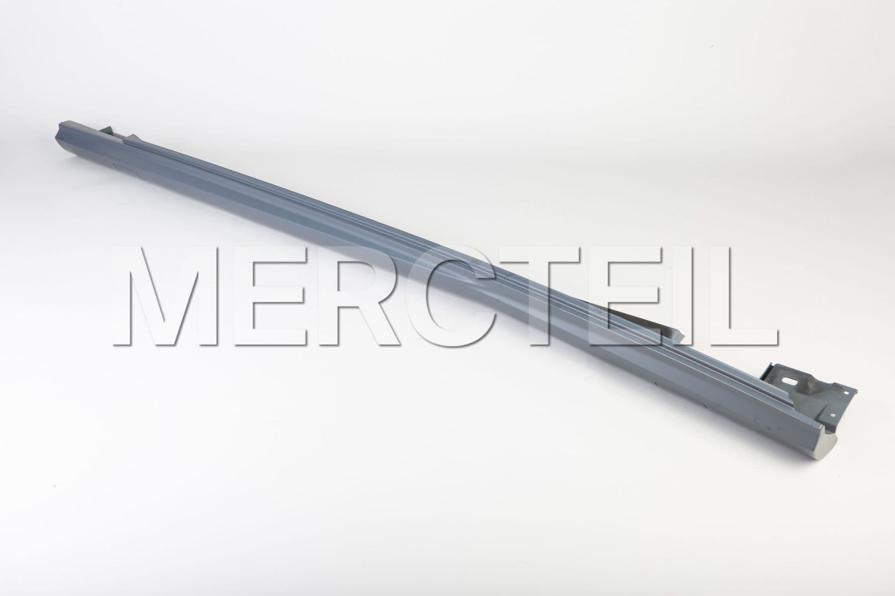 Buy the spare part Mercedes-Benz A21269800549999 panelling 