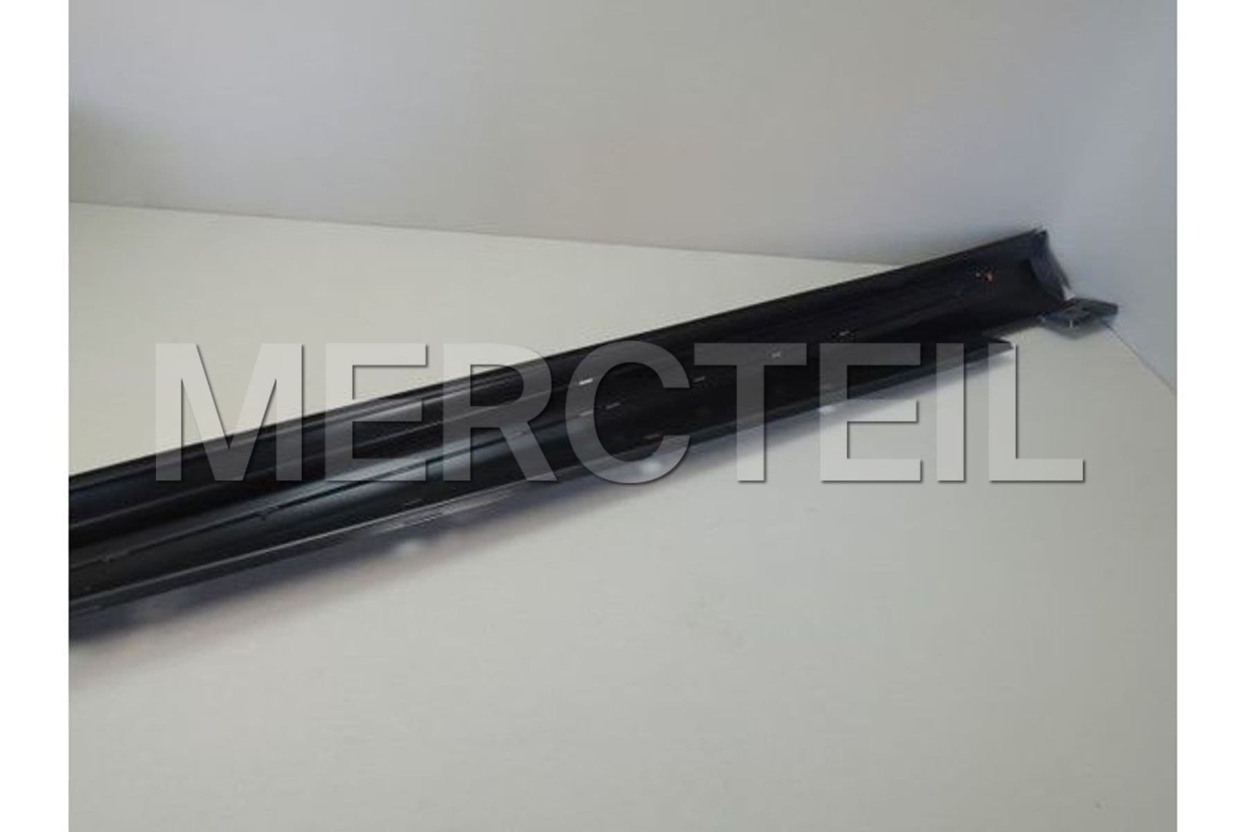 Buy the spare part Mercedes-Benz A21269824549999 paneling
