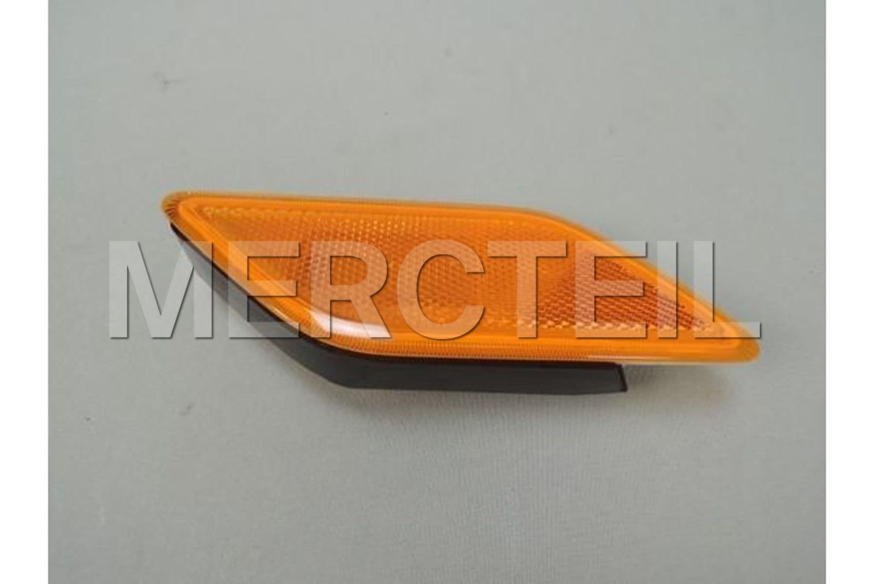 A2128200021 MERCEDES-BENZ TURN SIGNAL LAMP