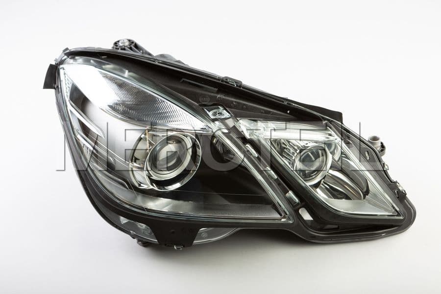 Buy the spare part Mercedes-Benz A2128208459 headlamp unit