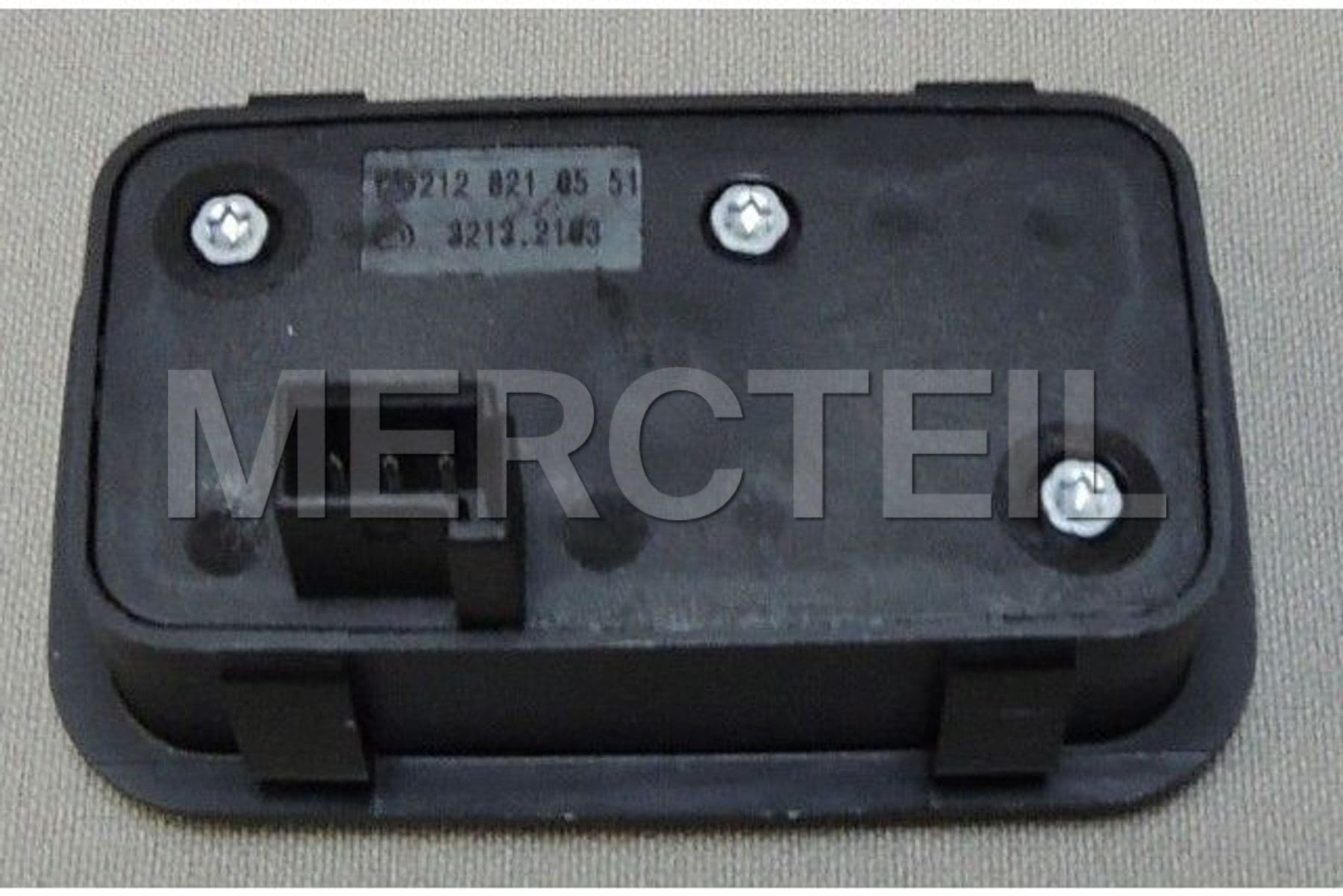 A2128210551 MERCEDES-BENZ PUSH-BUTTON SWITCH