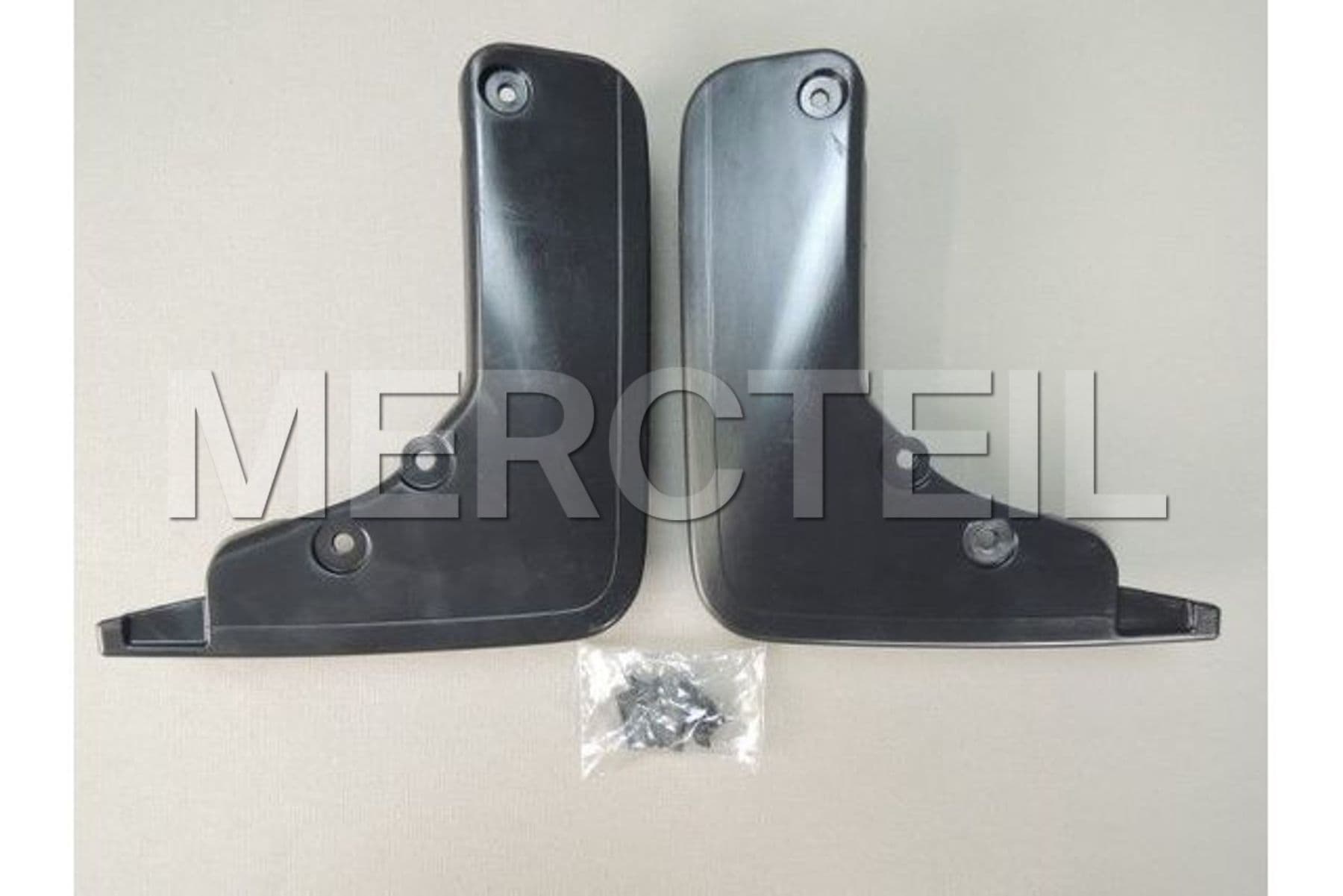 Buy the spare part Mercedes-Benz A2128900078 mud flap