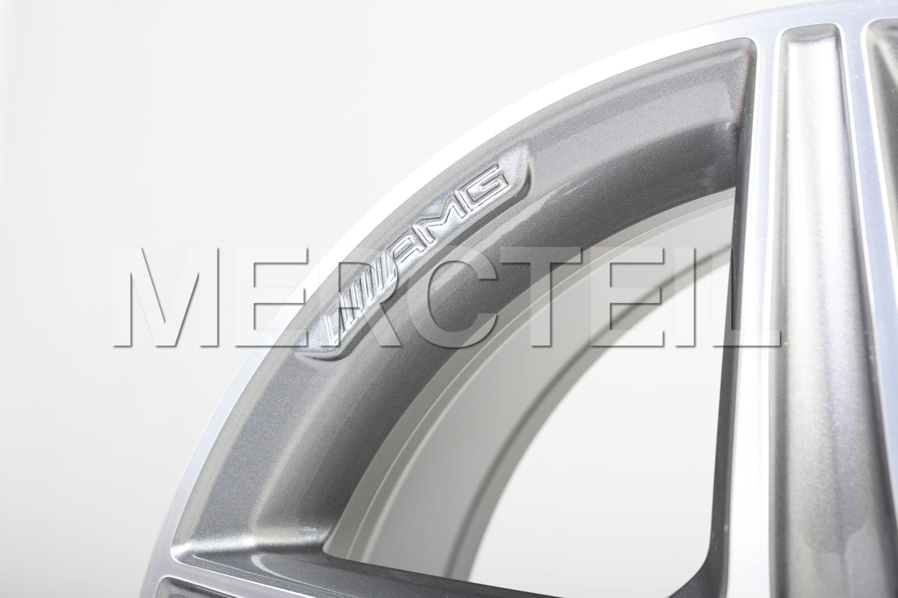 A2134011800647X21 MERCEDES-BENZ SPOKE WHEEL