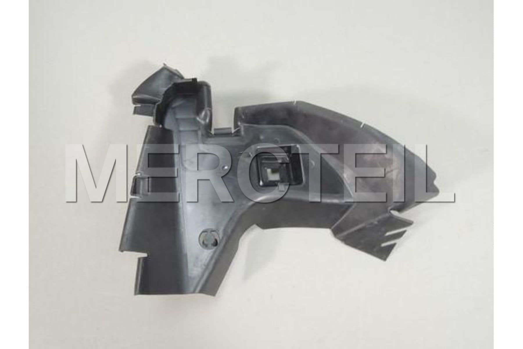 A2135051130 MERCEDES-BENZ AIR DUCT SEGMENT