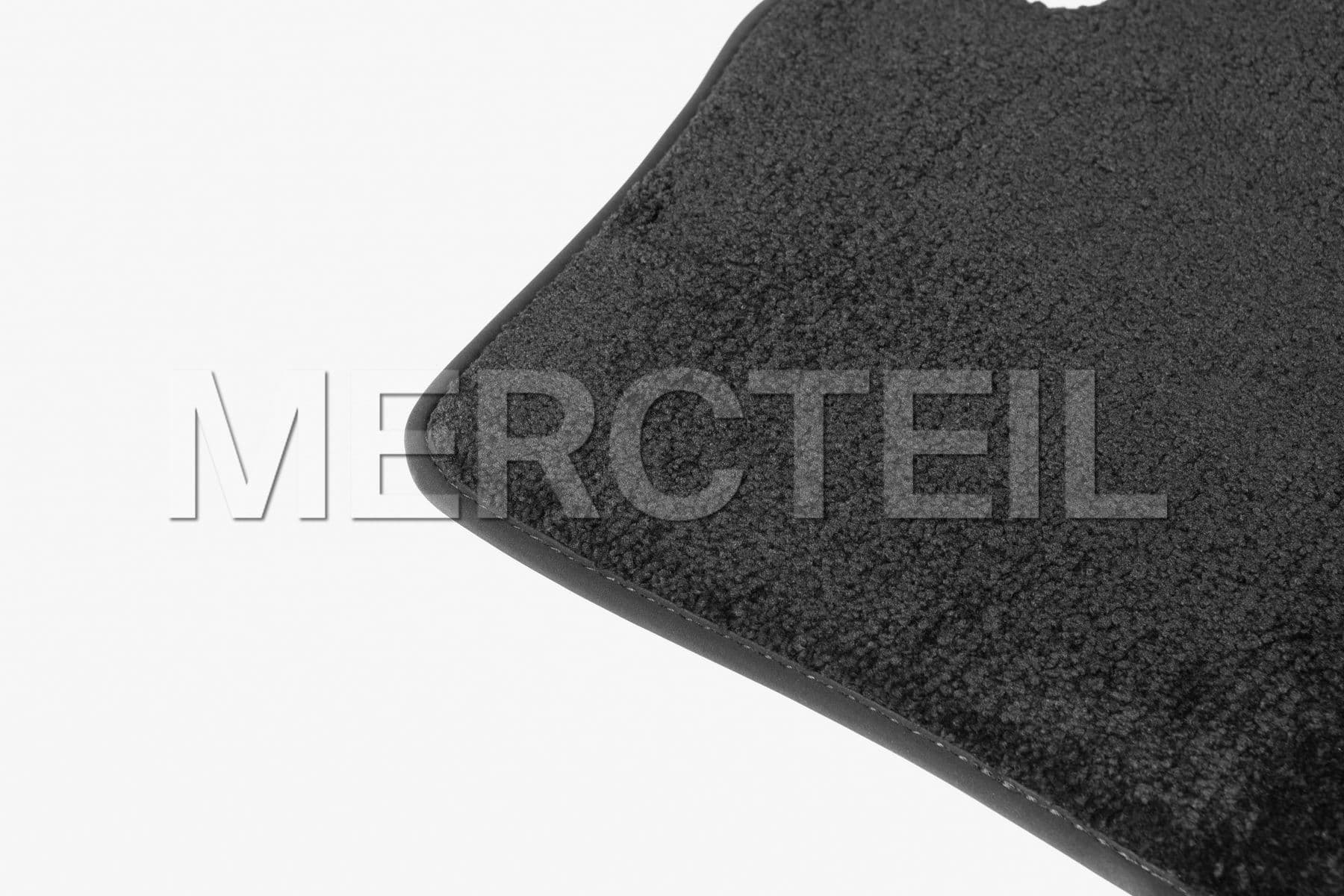 Kaufen Sie das Ersatzteil Mercedes-Benz A21368086069K26 fussmatte 