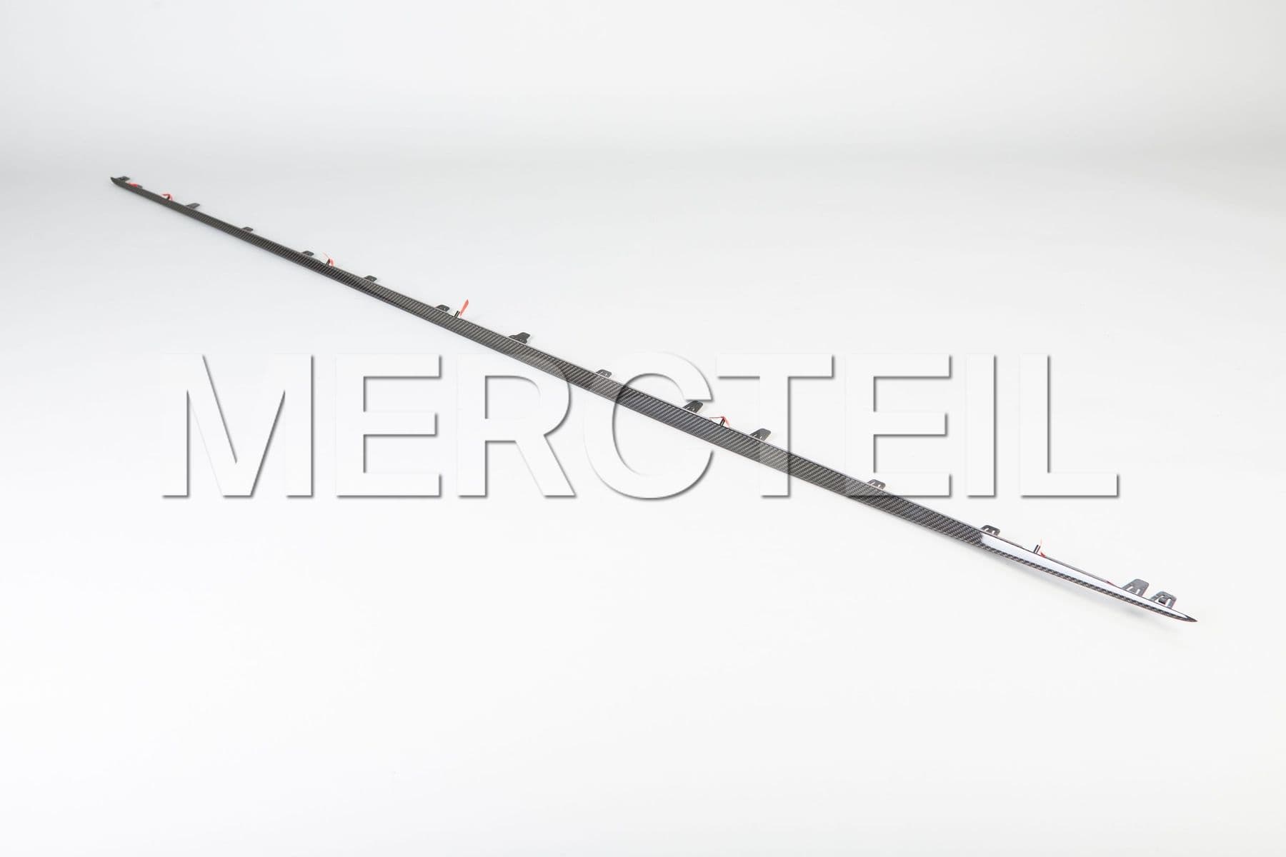 A2136982300 MERCEDES-BENZ TRIM STRIP