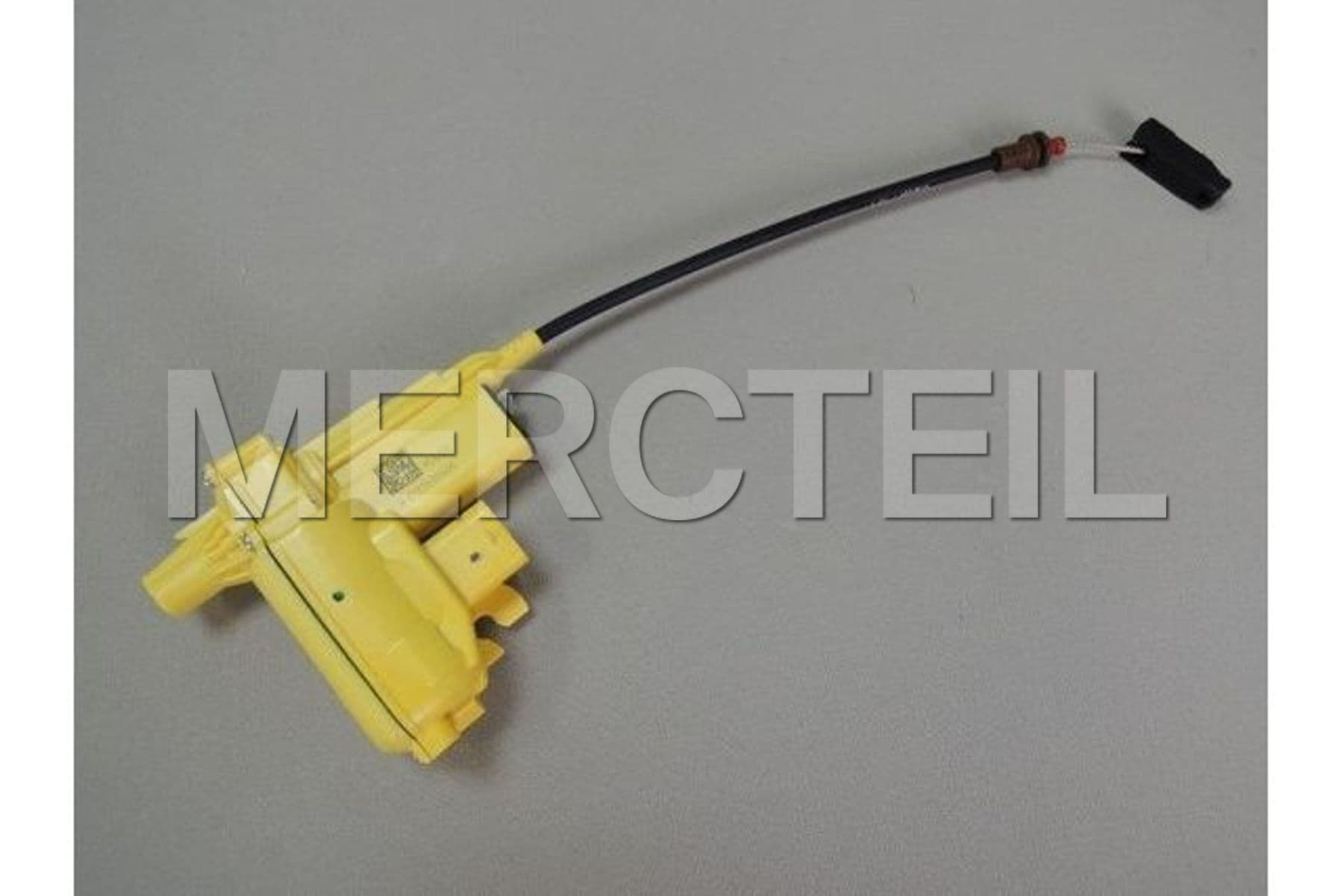 A2137600600 MERCEDES-BENZ ELECTRICAL CLOSING AID RE