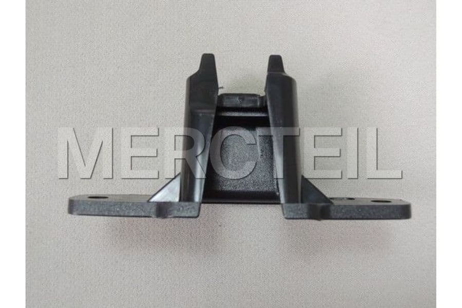 a-2138856101-mercedes-benz- 