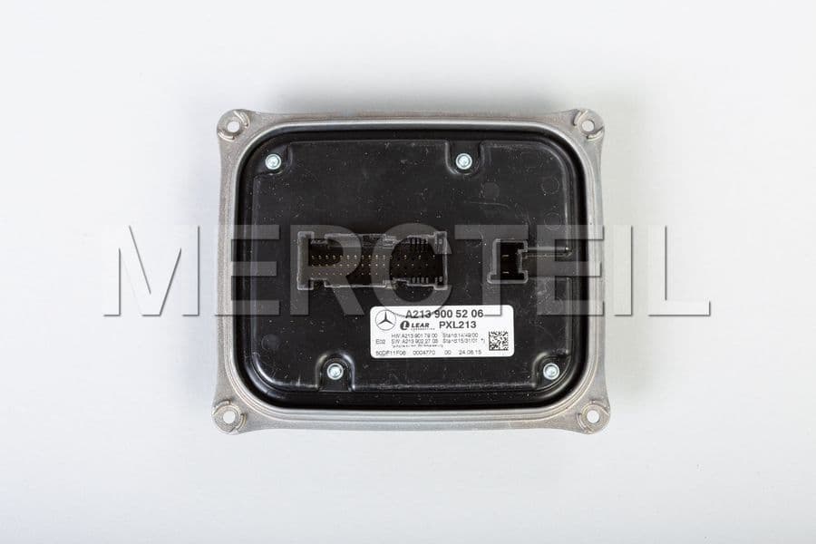 Buy the spare part Mercedes-Benz A2139005206 control unit