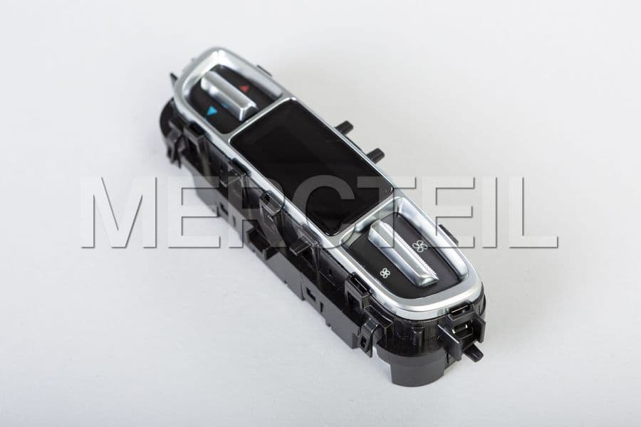 a-2139054209-mercedes-benz- 