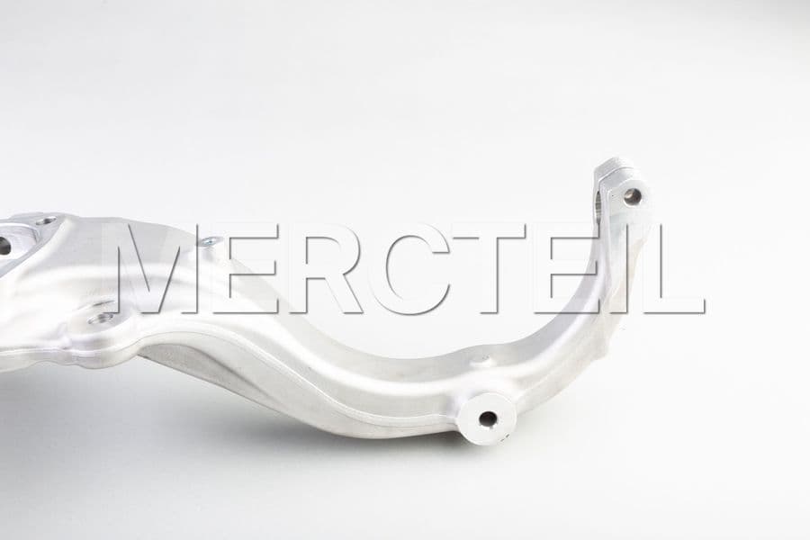 Kaufen Sie das Ersatzteil Mercedes-Benz A2173320300 achsschenkel