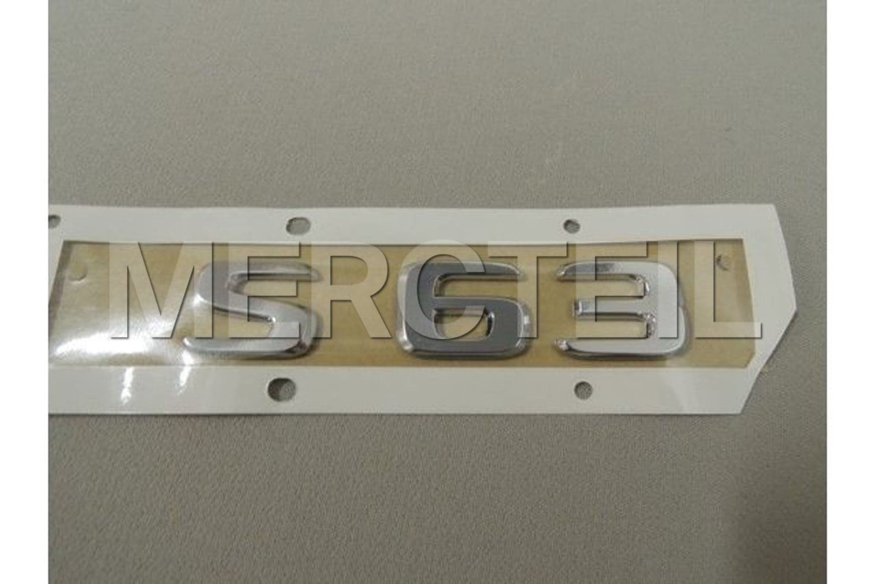 Buy the spare part Mercedes-Benz A2178172500 model plate 