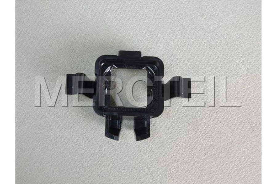 Buy the spare part Mercedes-Benz A2178851214 bracket