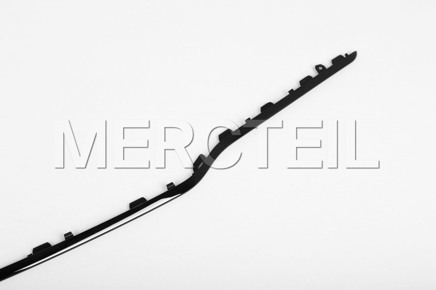 Buy the spare part Mercedes-Benz A2178852101 moulding 