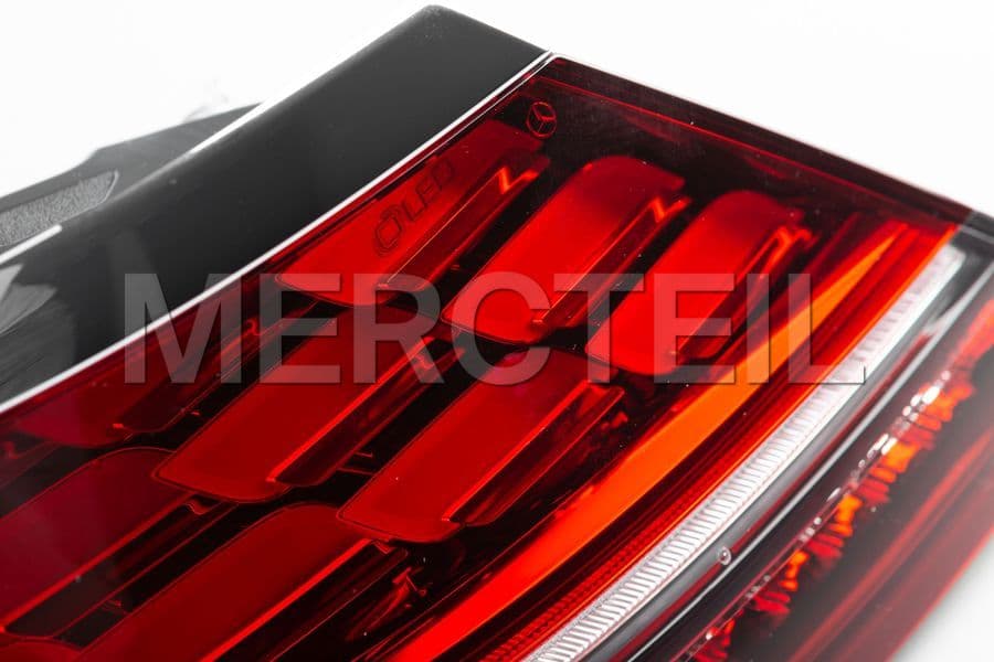 Kaufen Sie das Ersatzteil Mercedes-Benz A2179067900 leuchtenkombin