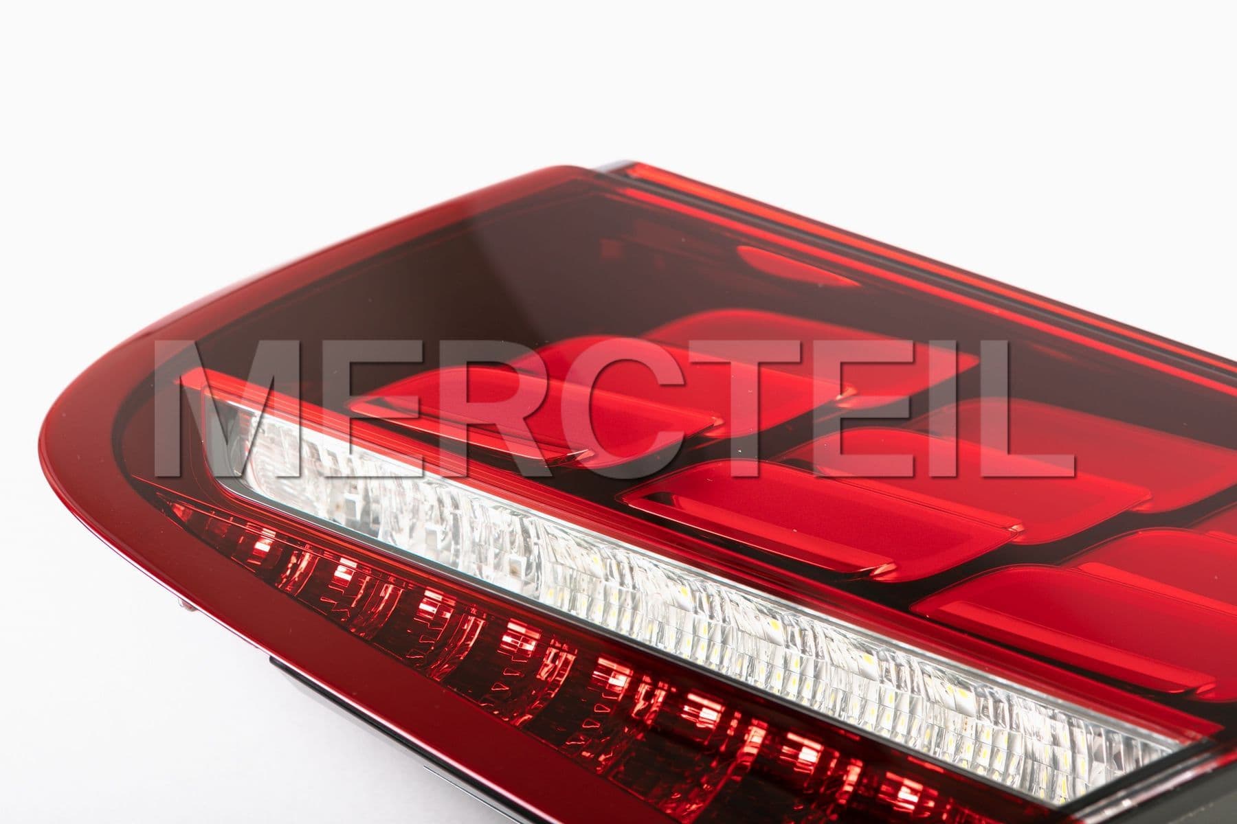 A2179068600 MERCEDES-BENZ REAR LAMP COMBINATION