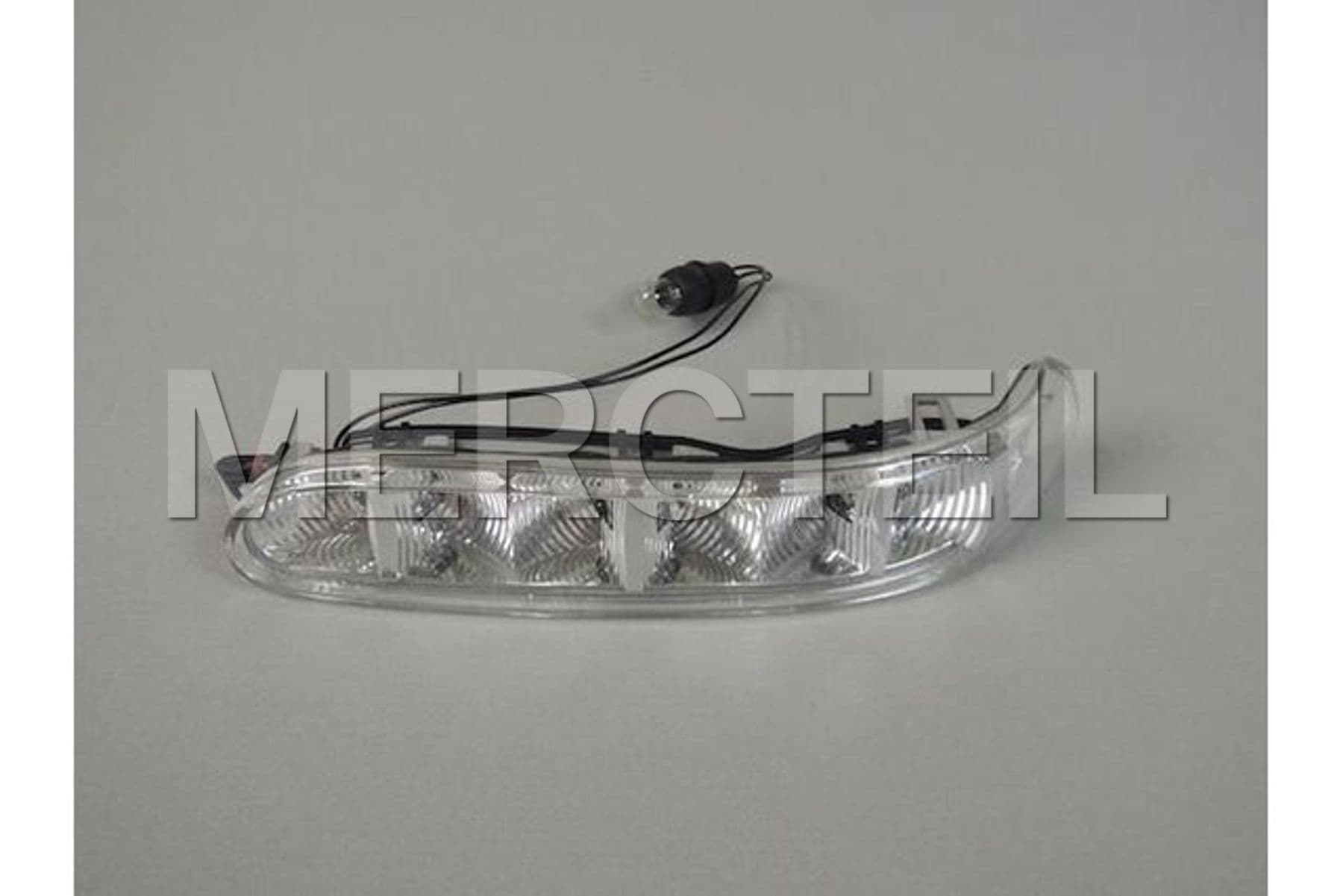 A2208200521 MERCEDES-BENZ TURN SIGNAL LAMP