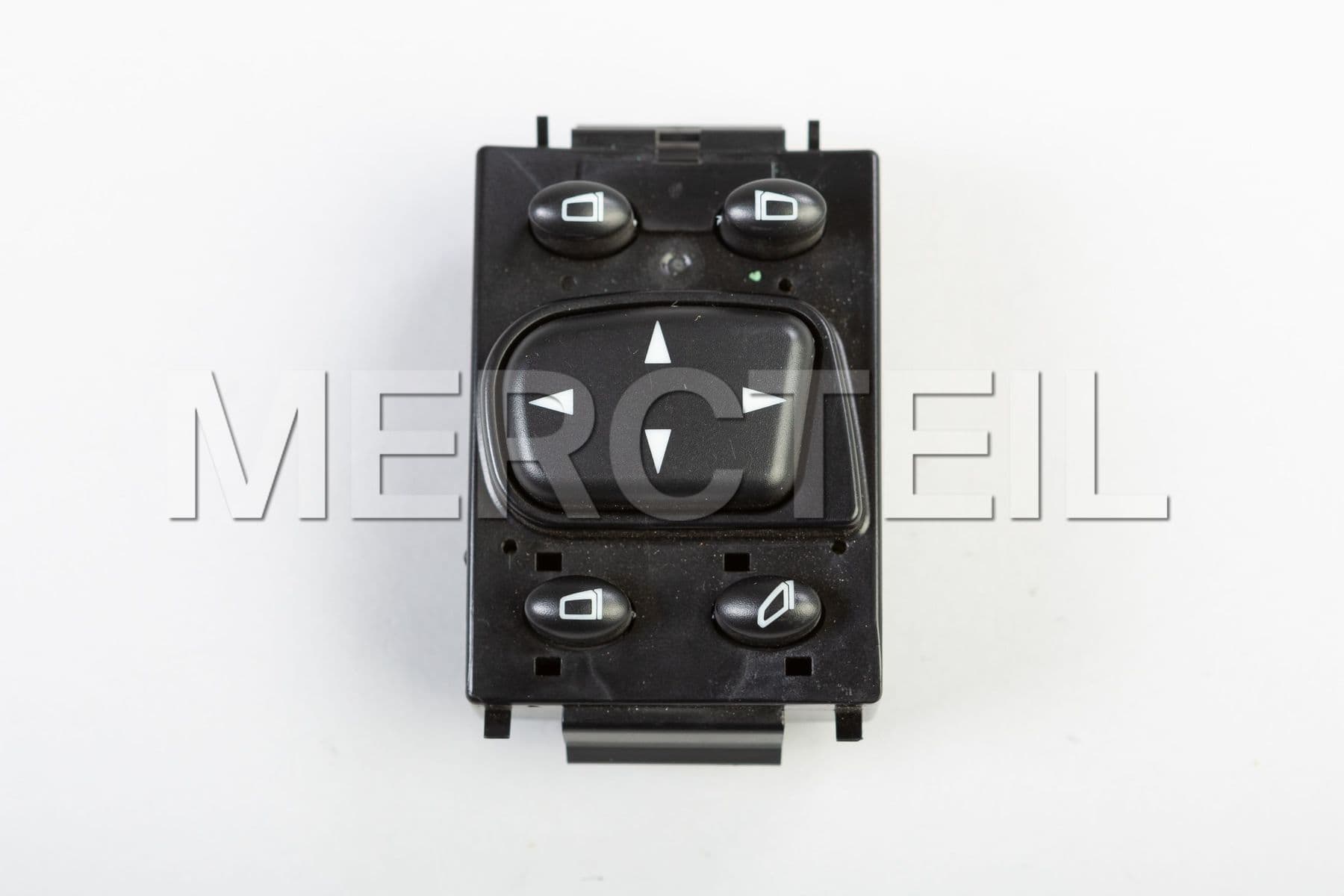 A22082115517C45 MERCEDES-BENZ SWITCH