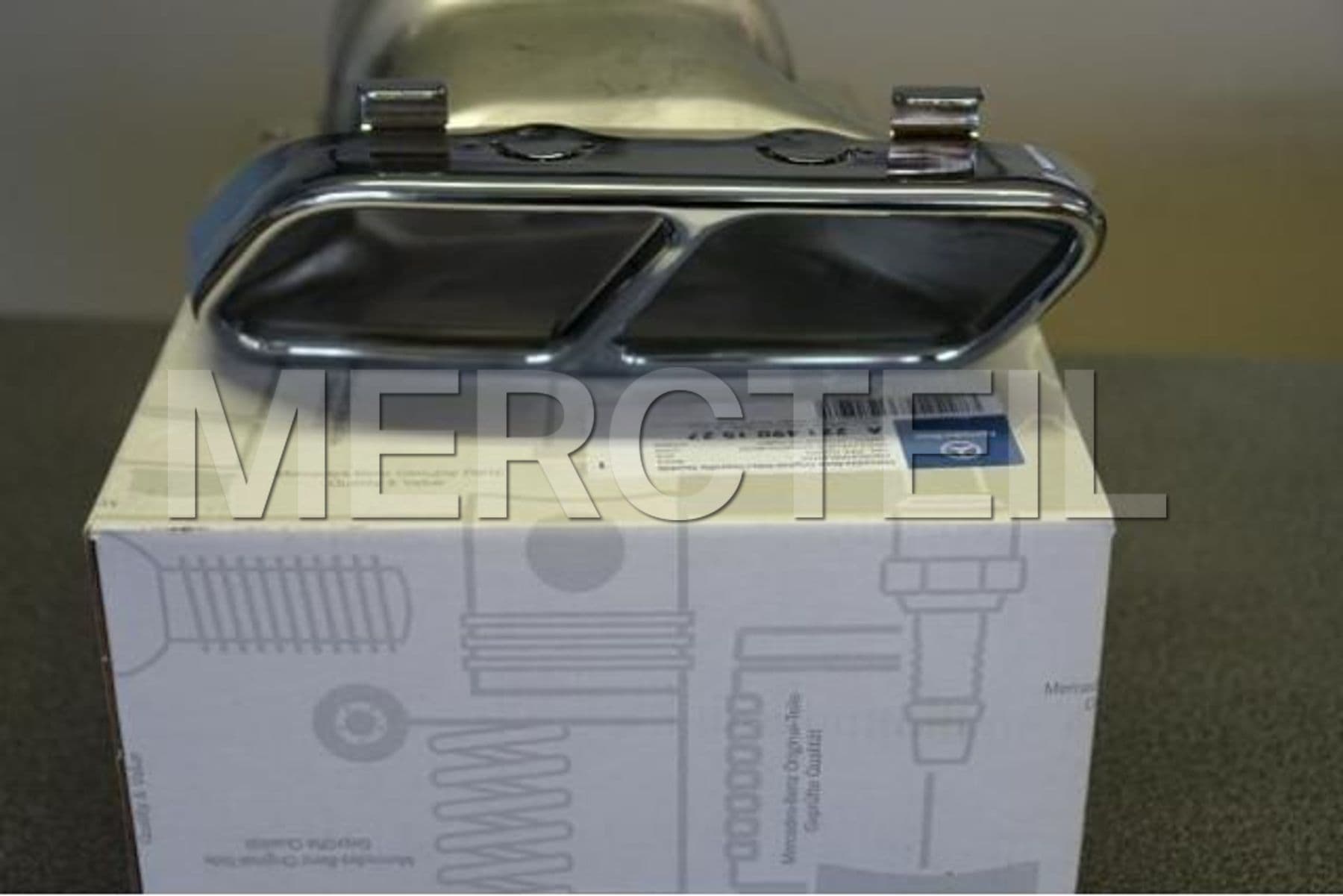 Buy the spare part Mercedes-Benz A2214901527 tail pipe cover