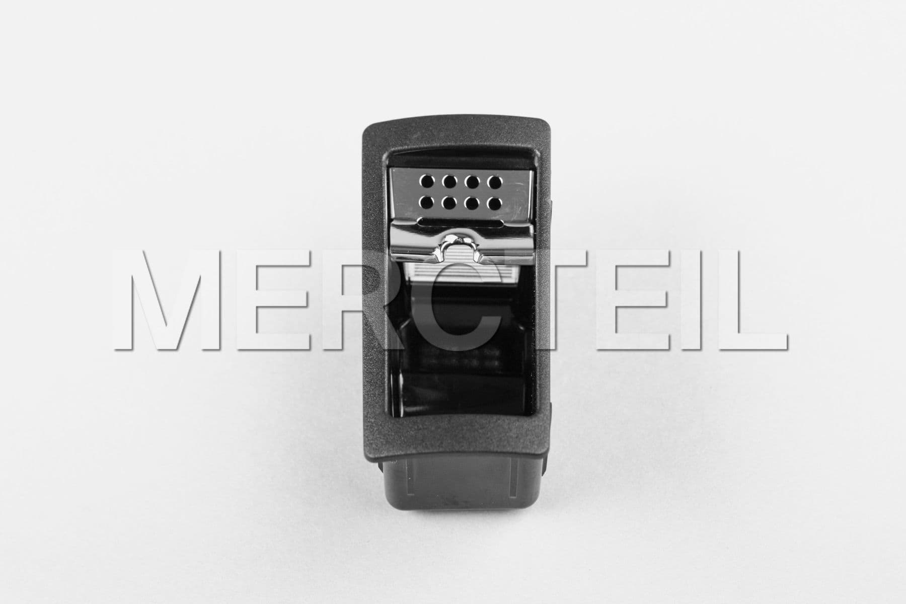 A2218130104 MERCEDES-BENZ INSERT