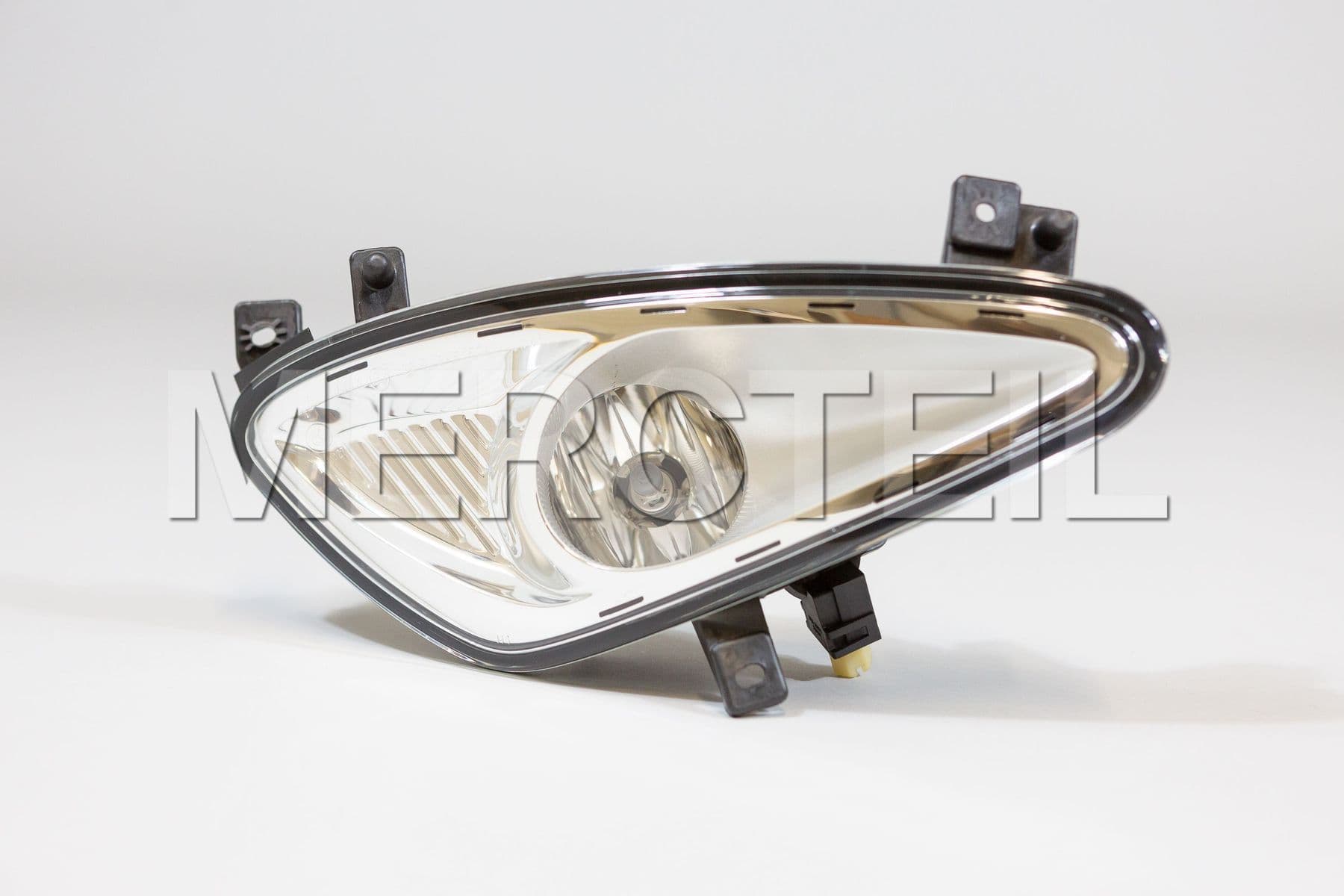 A2218200256 MERCEDES-BENZ FOG LAMP