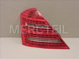 A2218201364 MERCEDES-BENZ TAIL LAMP