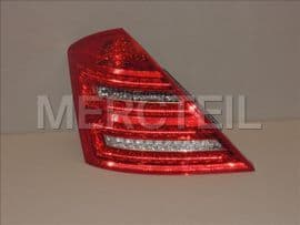 A2218201364 MERCEDES-BENZ TAIL LAMP