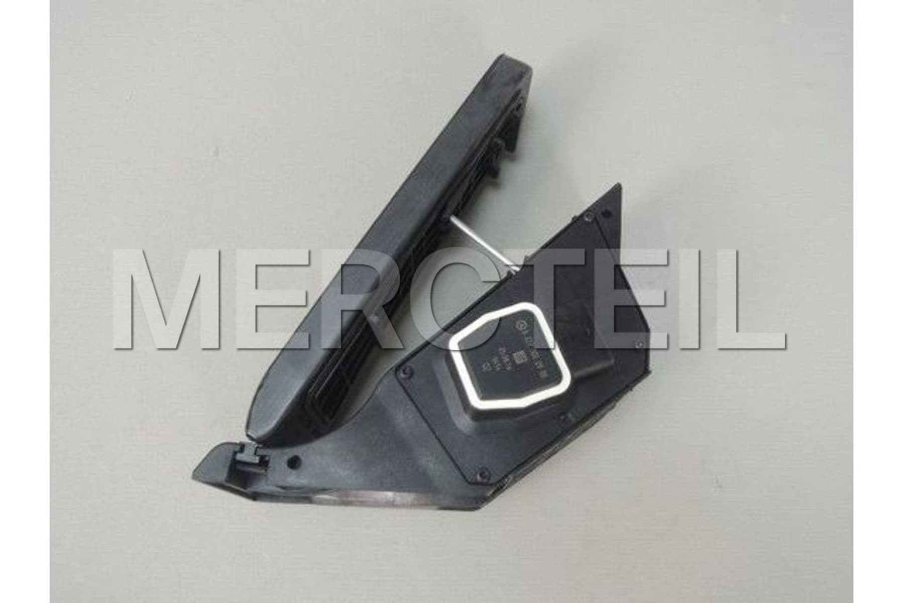 A2223000900 MERCEDES-BENZ ACCELERATOR PEDAL MODULE