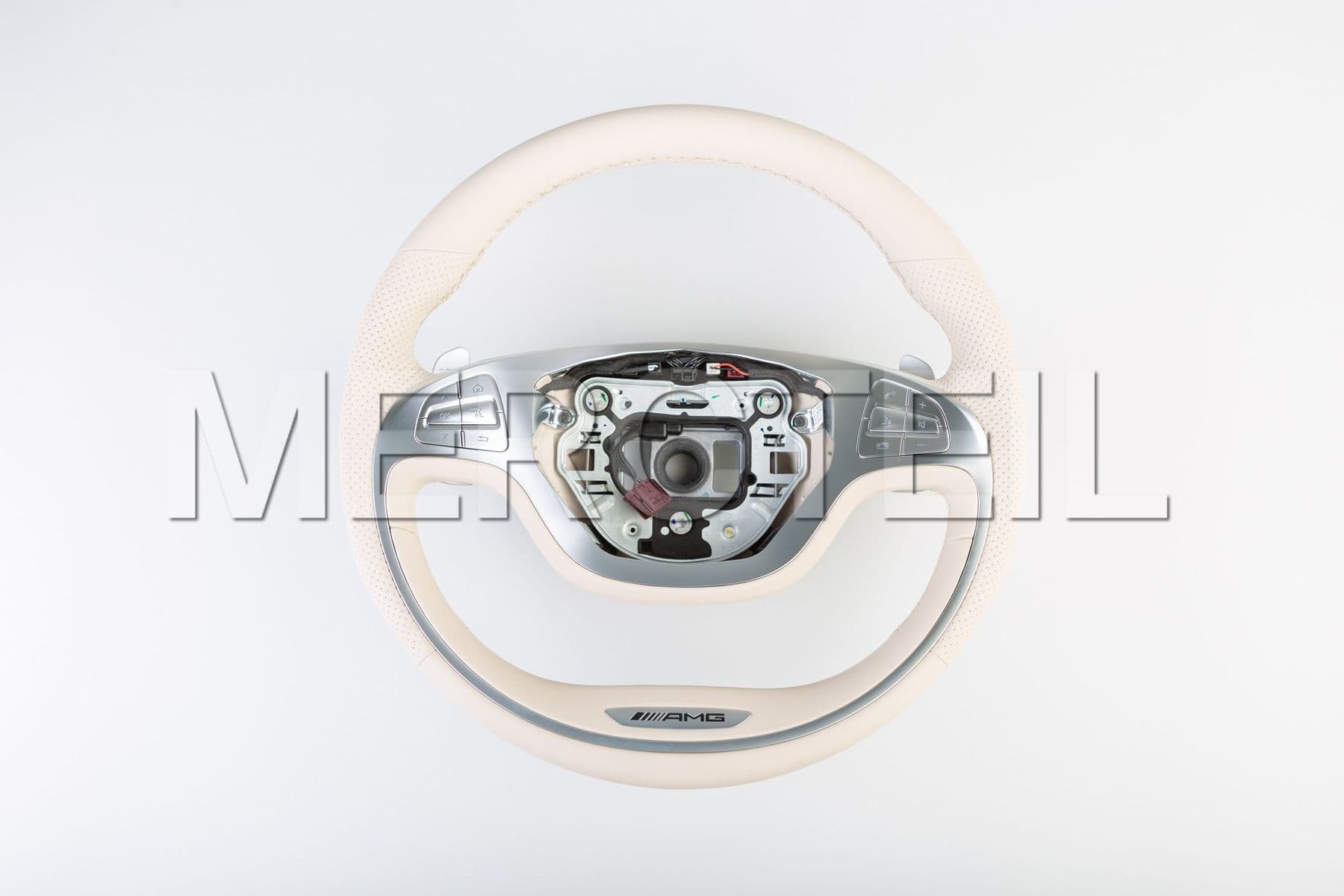 A22246024038R85 MERCEDES-BENZ TWO-SPOKE STEERING WHEEL