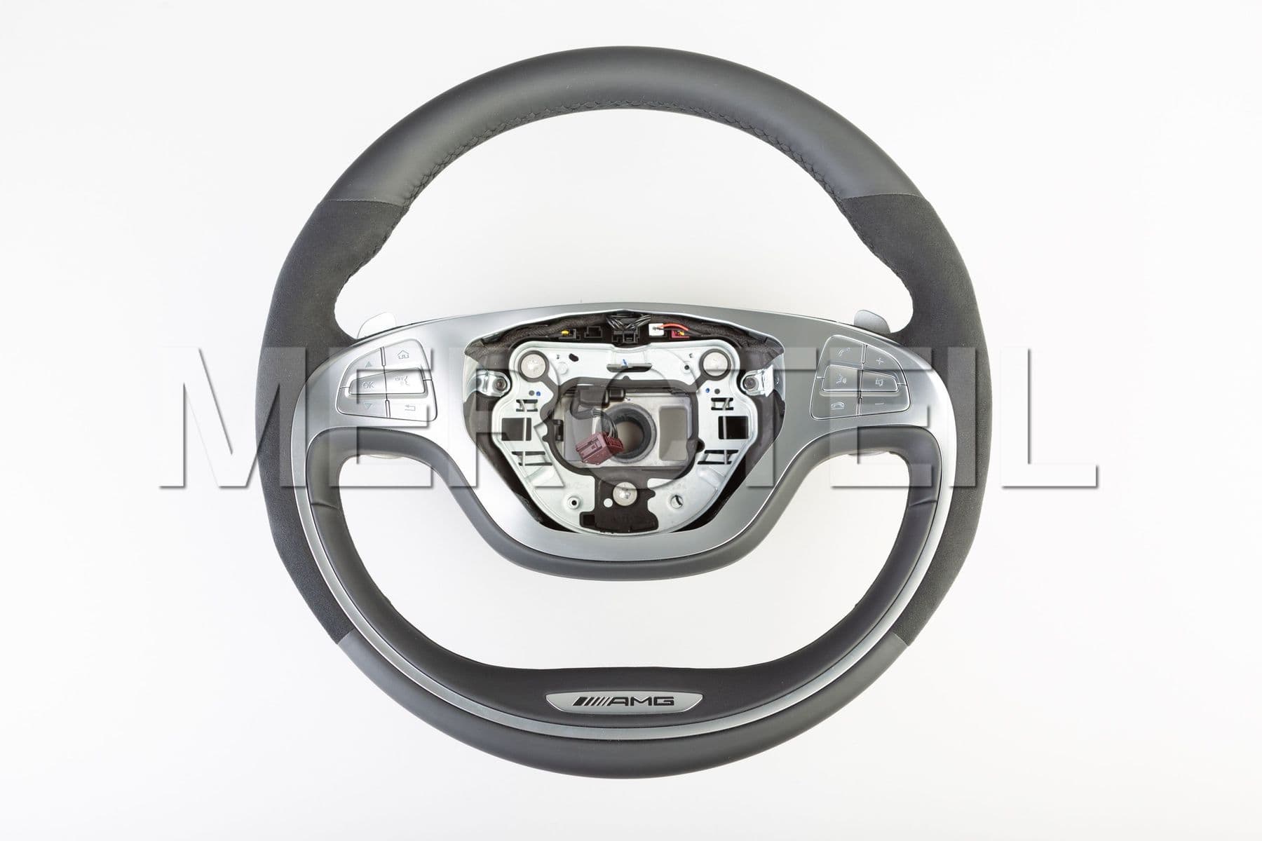 A22246029039G60 MERCEDES-BENZ TWO-SPOKE STEERING WHEEL