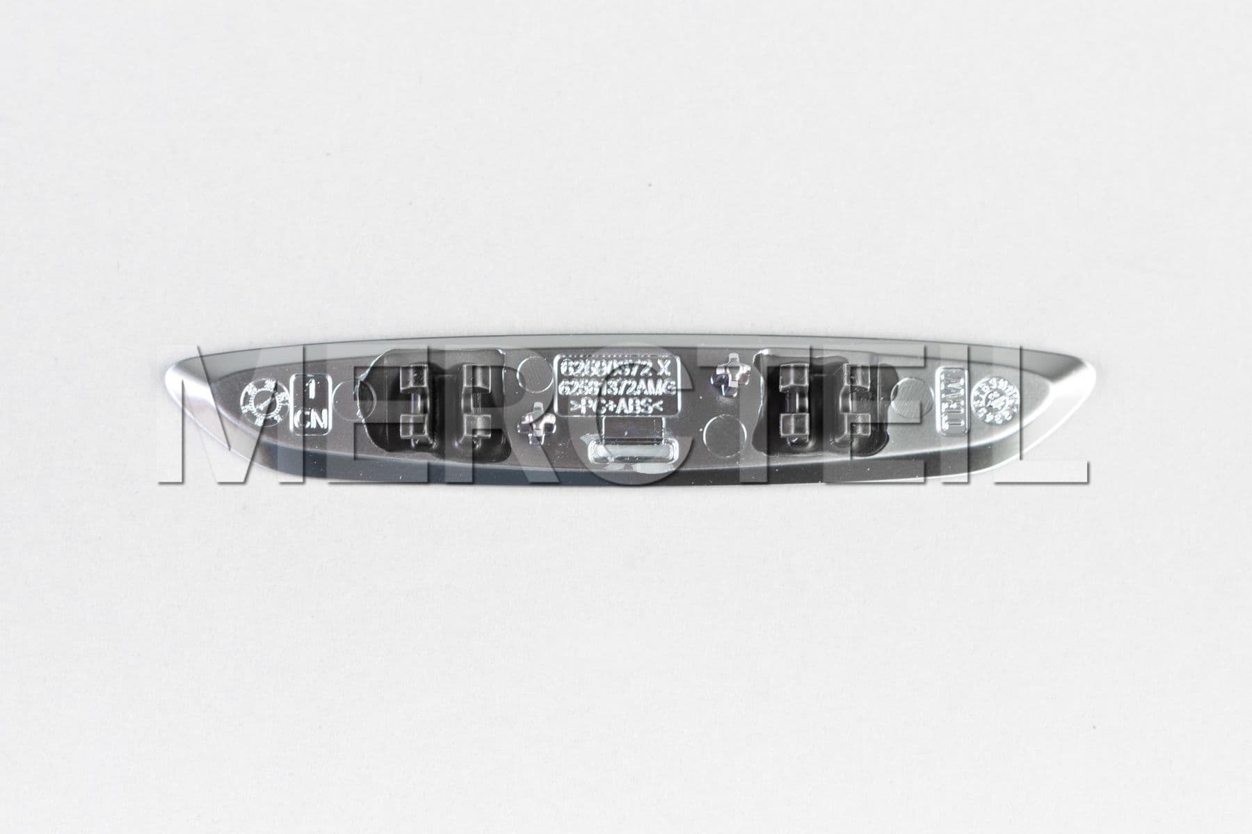 A2224640132 MERCEDES-BENZ PLAKETTE