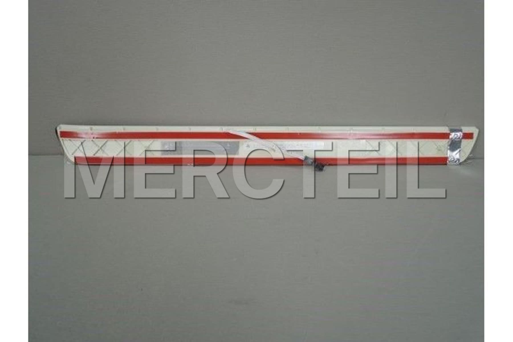 A2226807302 MERCEDES-BENZ COVER RAIL