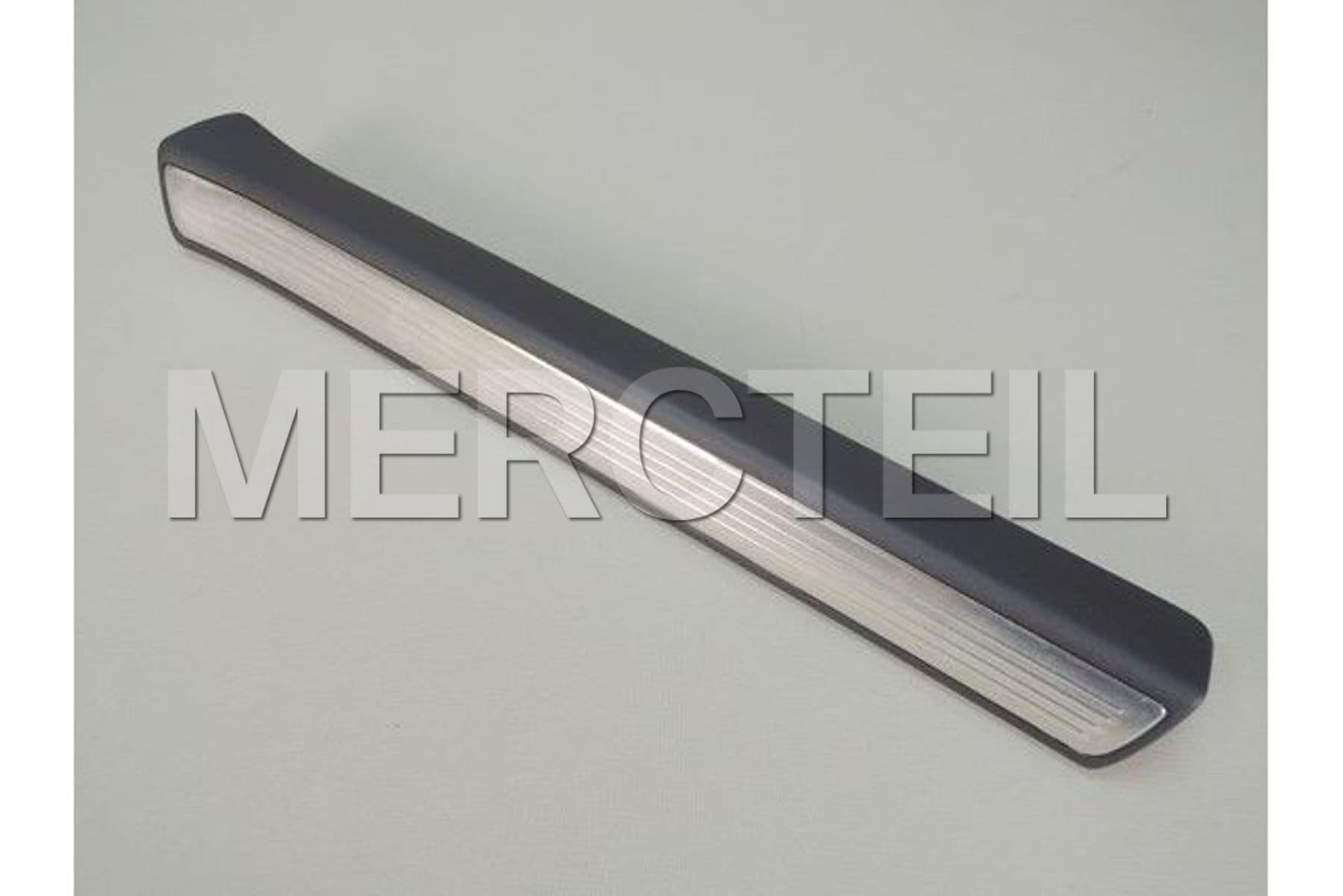 A22268082359051 MERCEDES-BENZ COVER RAIL