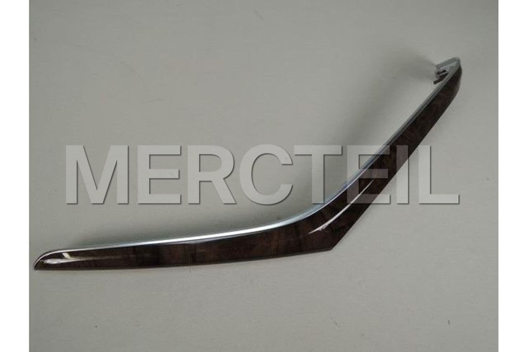 A2227300422 MERCEDES-BENZ TRIM STRIP