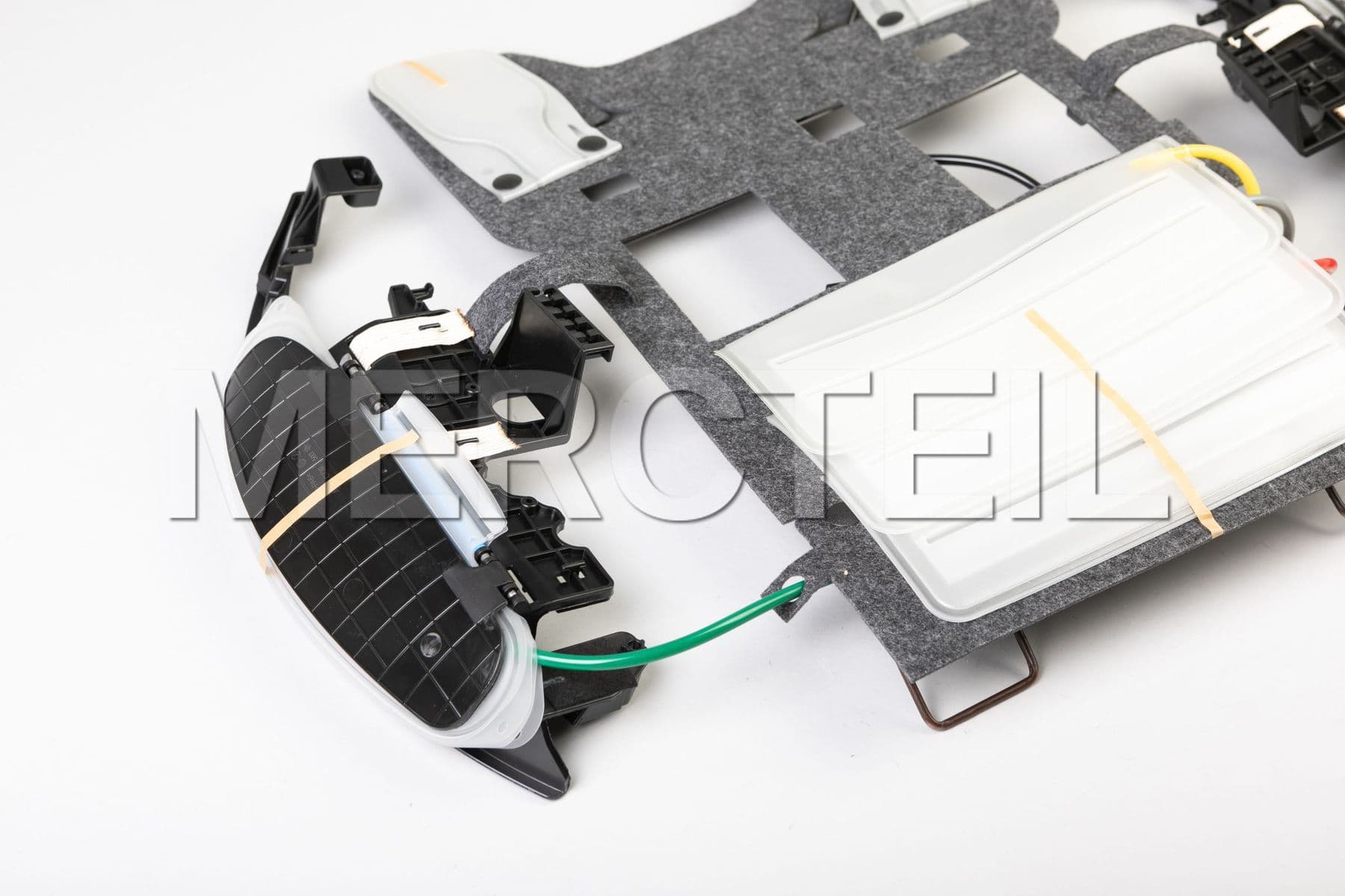 Kaufen Sie das Ersatzteil Mercedes-Benz A2228002100 ventilblock