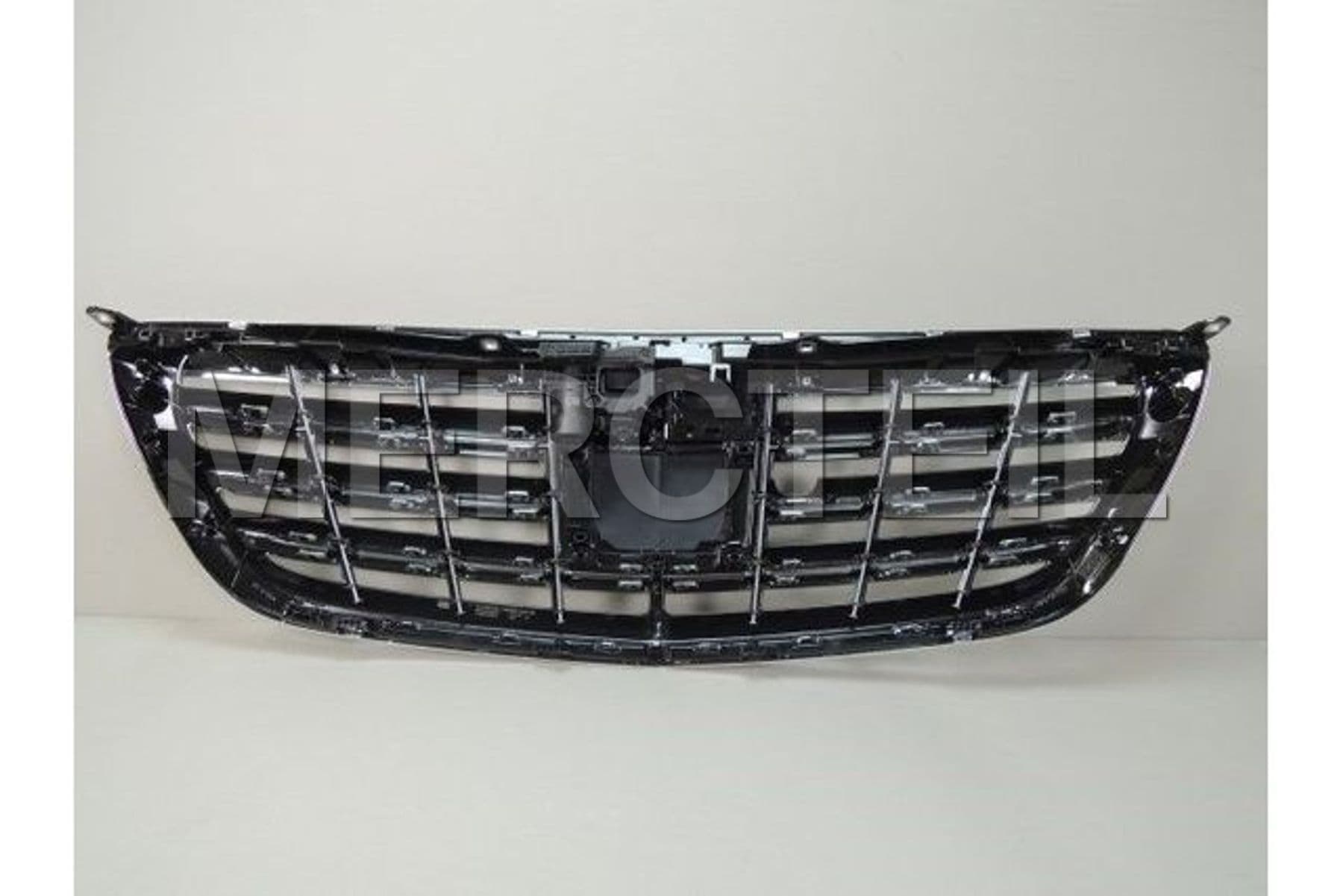 A22288029009040 MERCEDES-BENZ RADIATOR TRIM